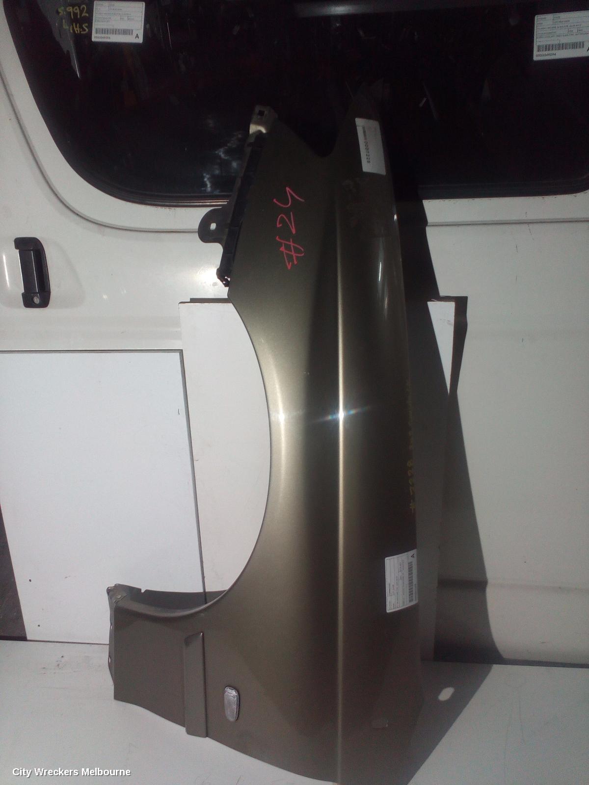 HOLDEN COMMODORE LEFT GUARD, VY1-VZ, NON FLARE TYPE, 10/2002 - 09/2007 - Image 2