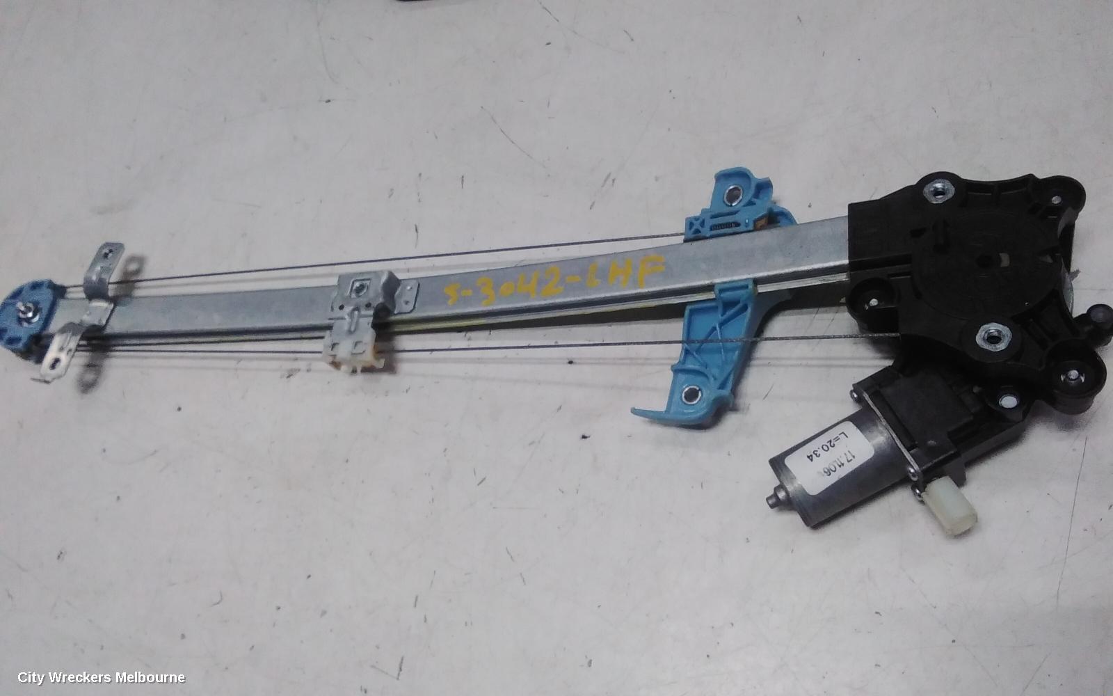 SUZUKI SWIFT LEFT FRONT WINDOW REG/MOTOR, AZ, 04/2017 - 03/2025 - Image 1