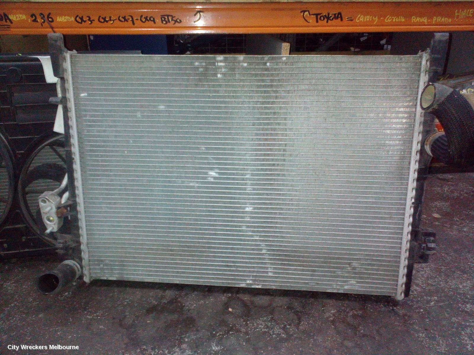 FIAT FREEMONT RADIATOR, AUTO, 3.6, PETROL, JF, 01/2014 - 01/2017 - Image 2