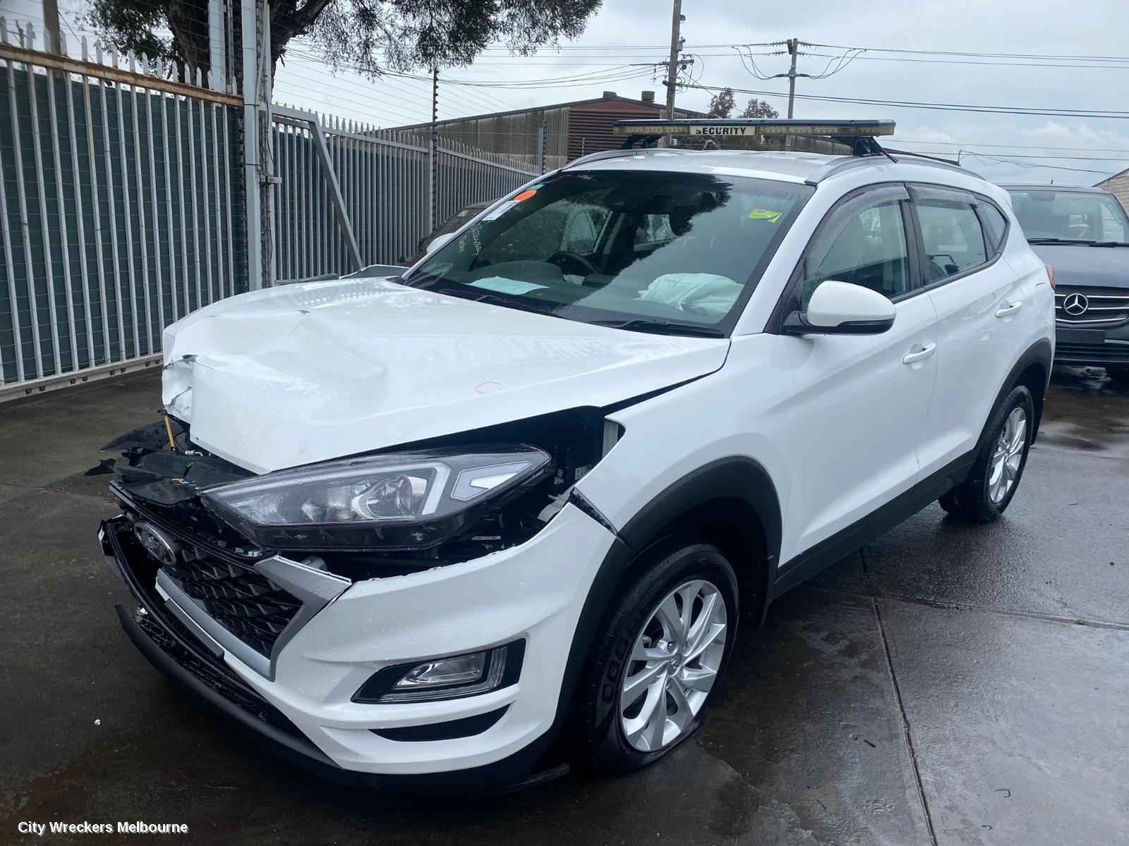 HYUNDAI TUCSON SIDE STEP/SKIRT, TL, RH SIDE, 07/2015 - 01/2021 - Image 3