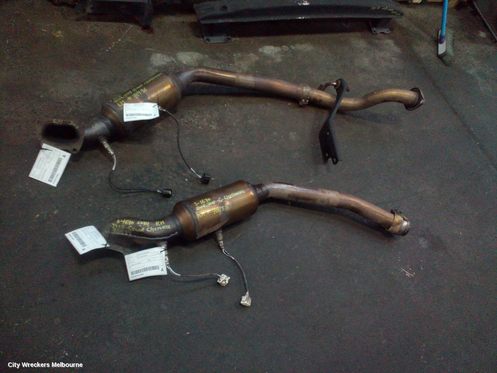JEEP GRANDCHEROKEE CATALYTIC CONVERTER, MANIFOLD-CAT TYPE, 3.6, PETROL, RH SIDE, WK, 04/2013 ONWARDS - Image 3