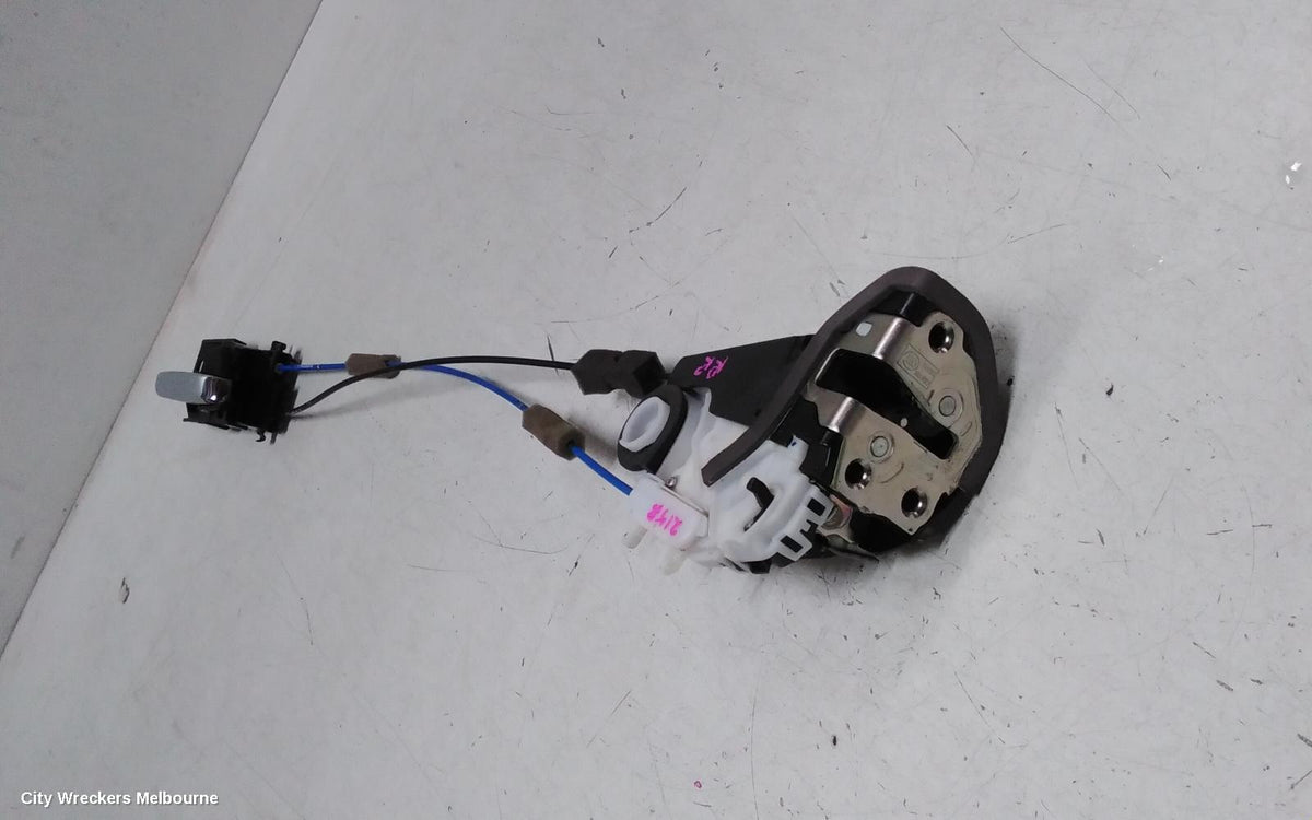 HONDA HRV DOOR/BOOT/GATE LOCK, RIGHT REAR DOOR LOCK, RU, 12/2014 - 10/2021 - Image 1