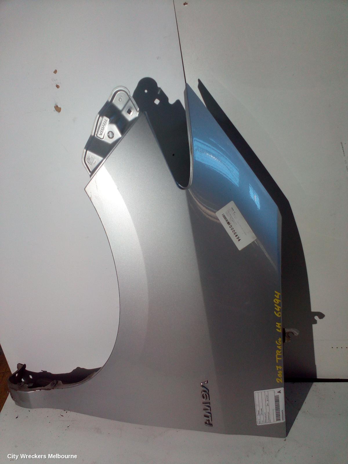 TOYOTA TARAGO LEFT GUARD, ACR50R, 03/2006 - 06/2020 - Image 2