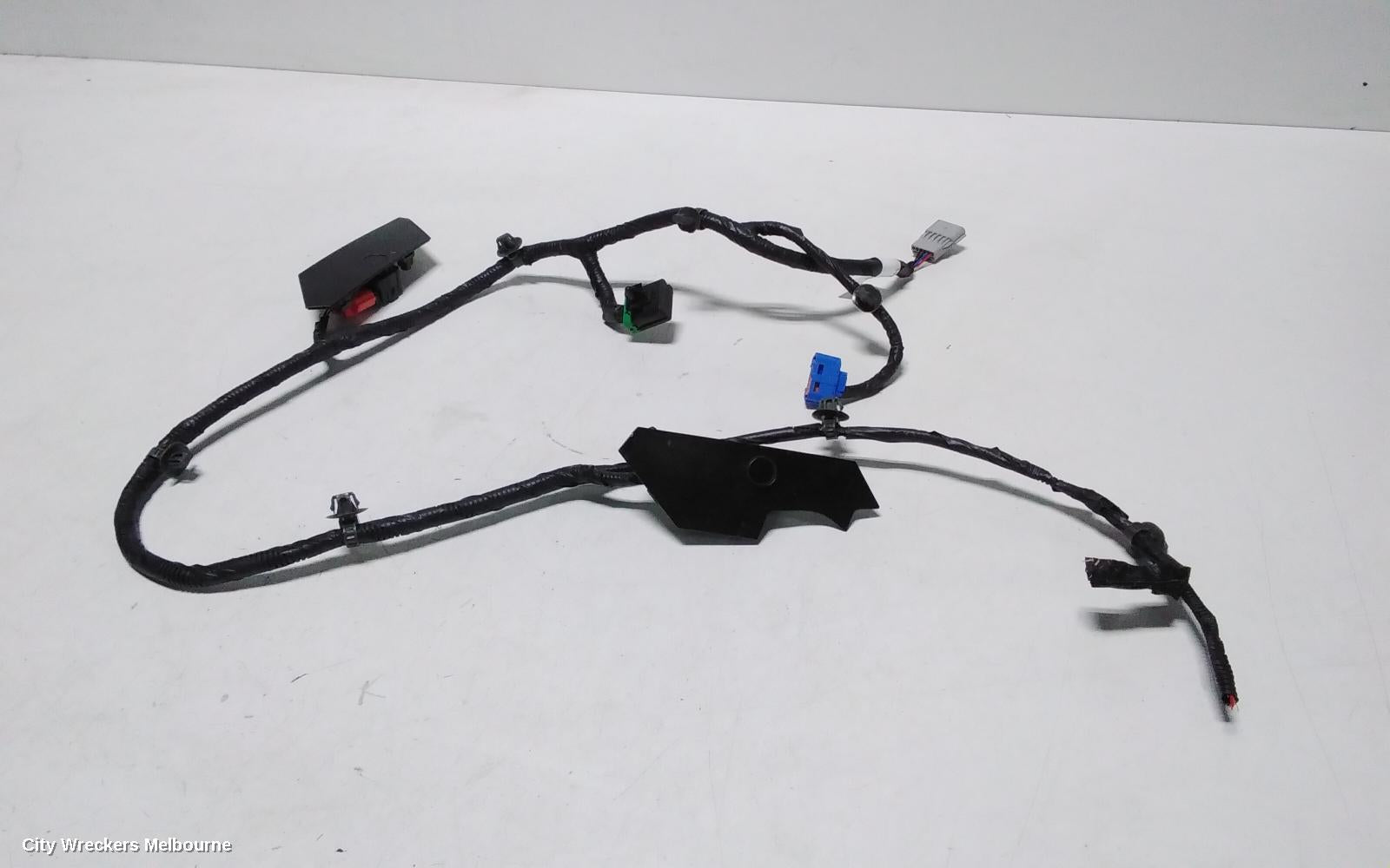 HYUNDAI I30, CN7, SEDAN, 10/2020 ONWARDS, FRONT 2 CRASH SENSOR  WITH LOOM / THE LOOM ONE SIDE  MISSING : 117033 - Image 1