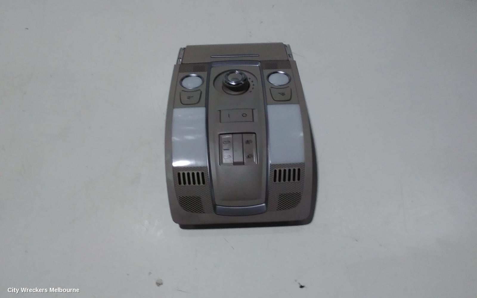 AUDI Q7 COURTESY LIGHT, FRONT (CENTRE), W/ SUNROOF CONTROLS TYPE, 4L, 09/2006 - 08/2015 - Image 3