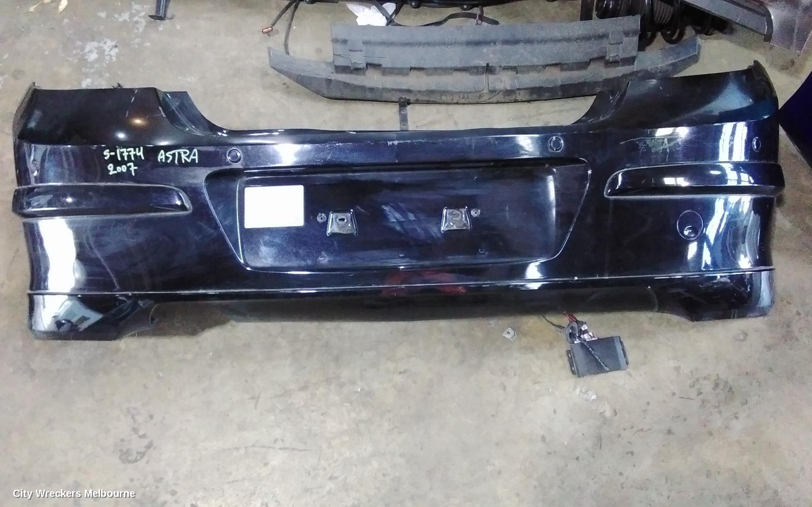 HOLDEN ASTRA REAR BUMPER, AH, 5DR HATCH, 10/2004 - 08/2009 - Image 3