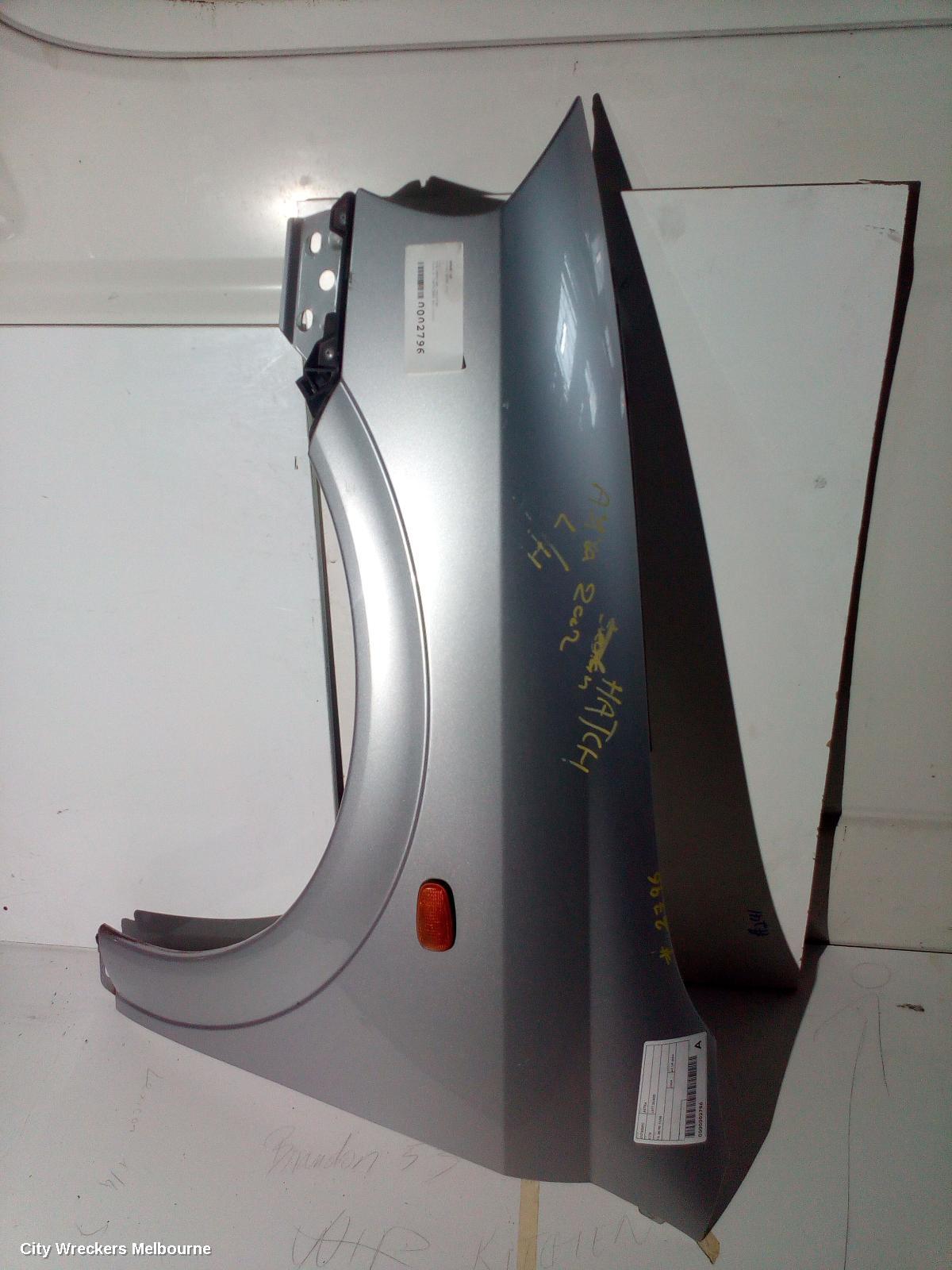 HOLDEN ASTRA LEFT GUARD, TS, 08/1998 - 10/2006 - Image 2