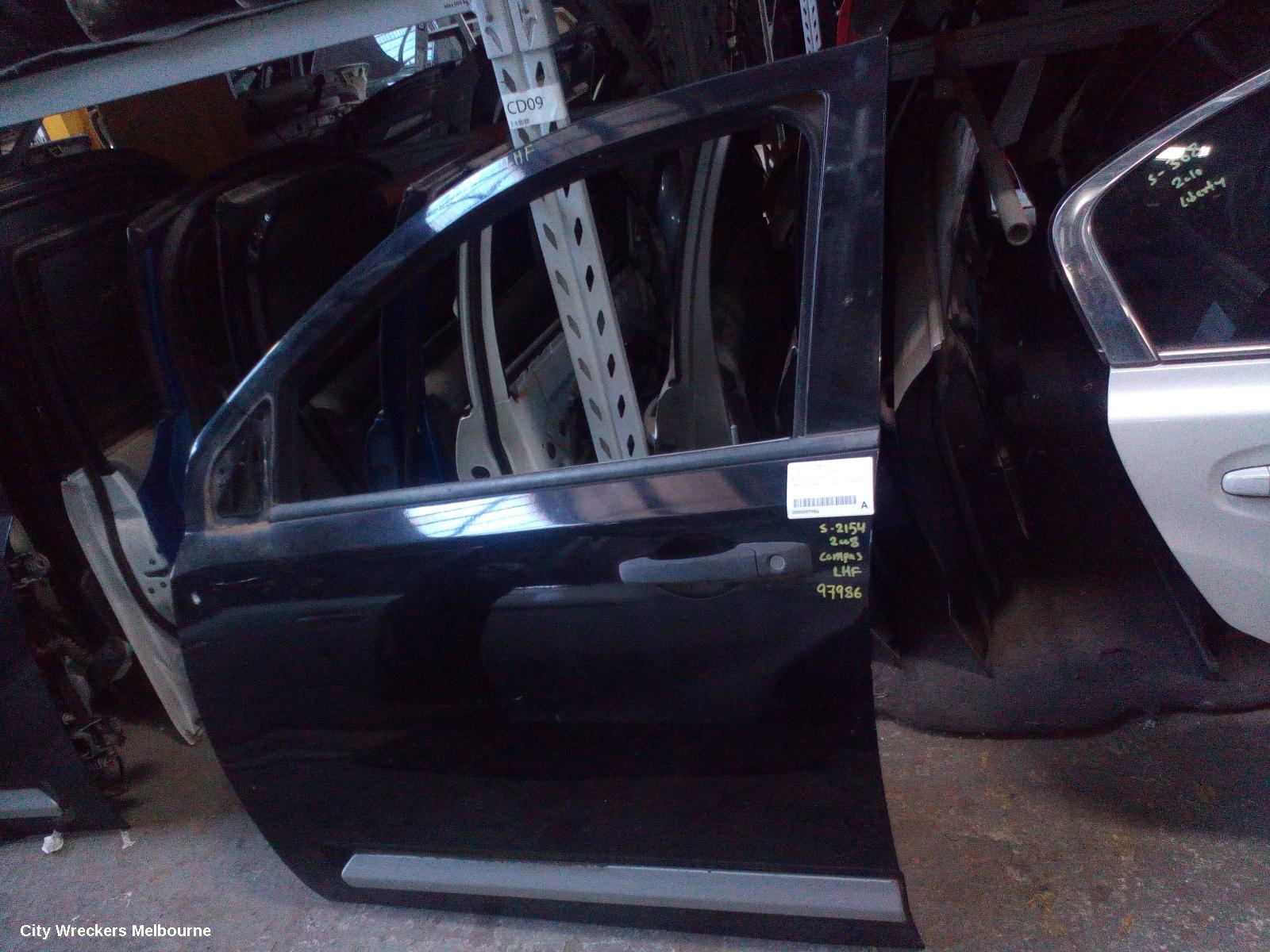 JEEP COMPASS LEFT FRONT DOOR, MK, W/ MOULDING TYPE, 03/2007 - 03/2010 - Image 2