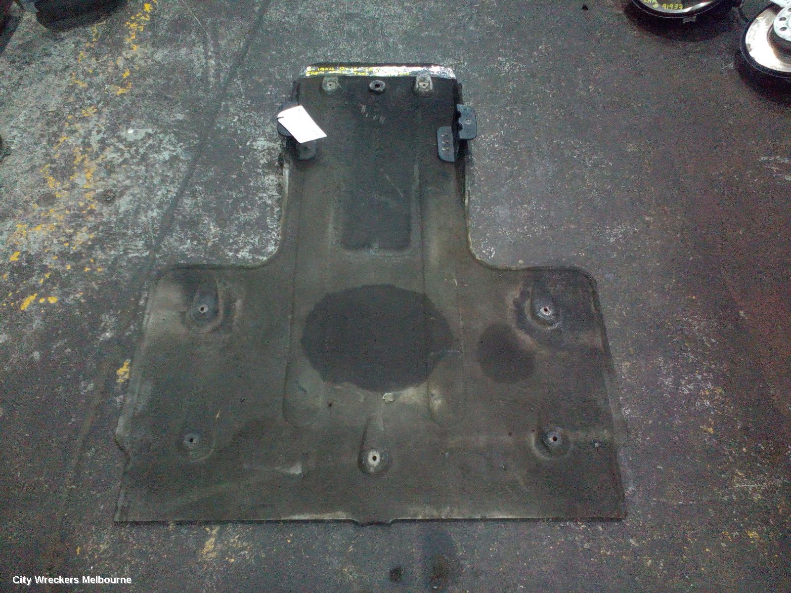 HYUNDAI GENESIS LOWER ENGINE SPLASH TRAY - Image 3