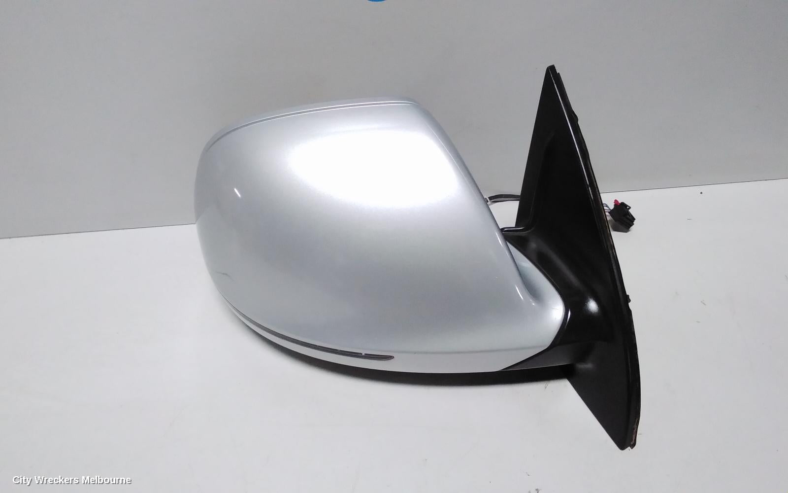 AUDI Q7 RIGHT DOOR MIRROR, 4L, MANUAL FOLD, W/ INDICATOR, NON MEMORY & NO LANE CHANGE ASSIST TYPE, 09/2006 - 09/2009 - Image 3