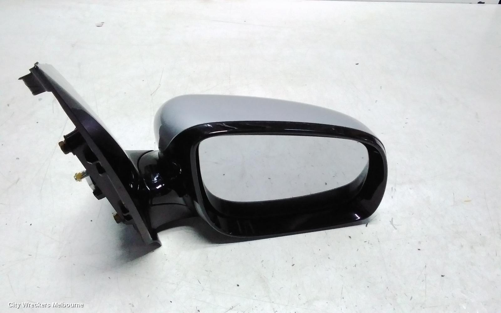 KIA CARNIVAL/GRAND CARNIVAL RIGHT DOOR MIRROR, YP, POWER FOLD, NON BLIND SPOT, NON CAMERA TYPE, 12/2014 - 10/2020 - Image 1