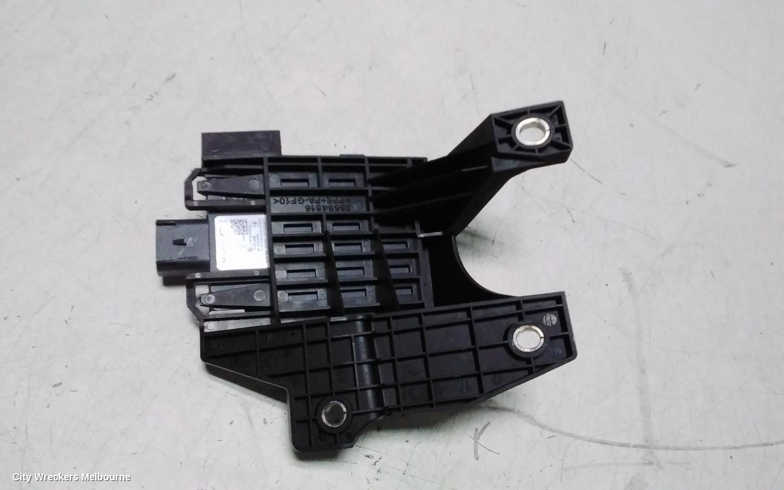 GENESIS GV70, JK, 03/2021 ONWARDS, 3659A-J4TR  LHR BLIND SPOT MODULE: 131301 - Image 3