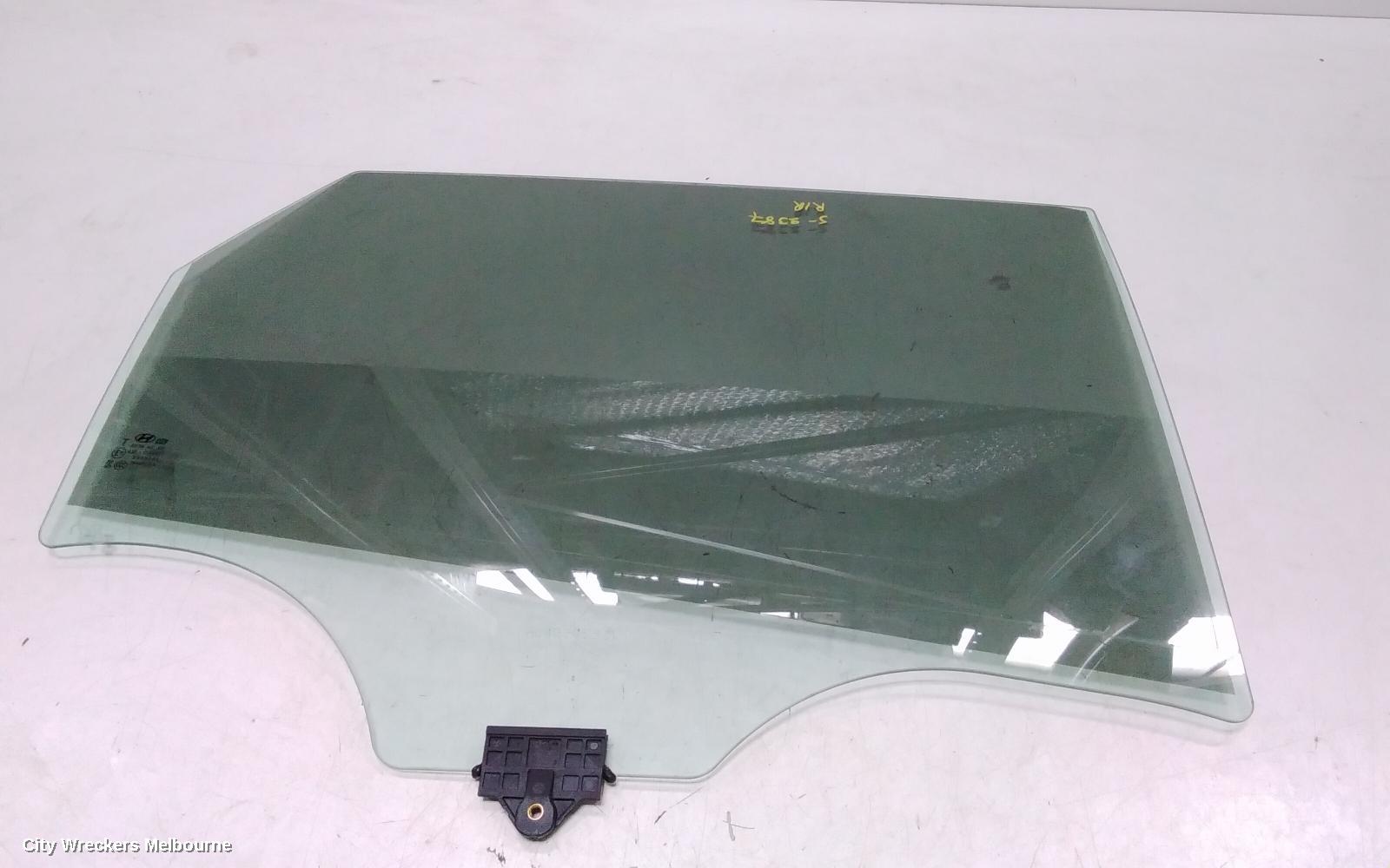 HYUNDAI I30 RIGHT REAR DOOR WINDOW, PD, HATCH (S. KOREA VIN KMHH), 03/2017 ONWARDS - Image 2