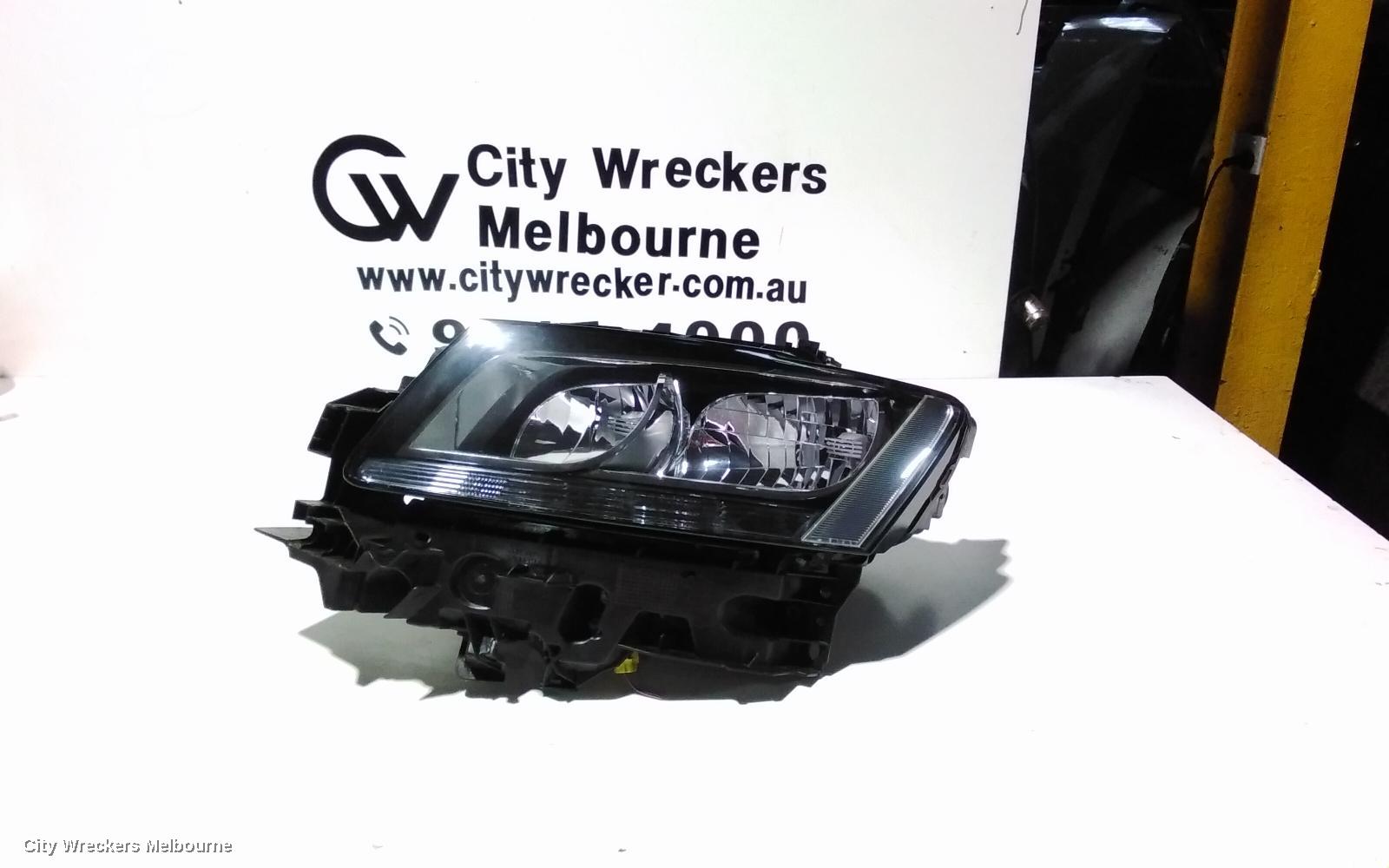 AUDI Q5 LEFT HEADLAMP, 8R, HALOGEN TYPE, 03/2009 - 10/2012 - Image 2