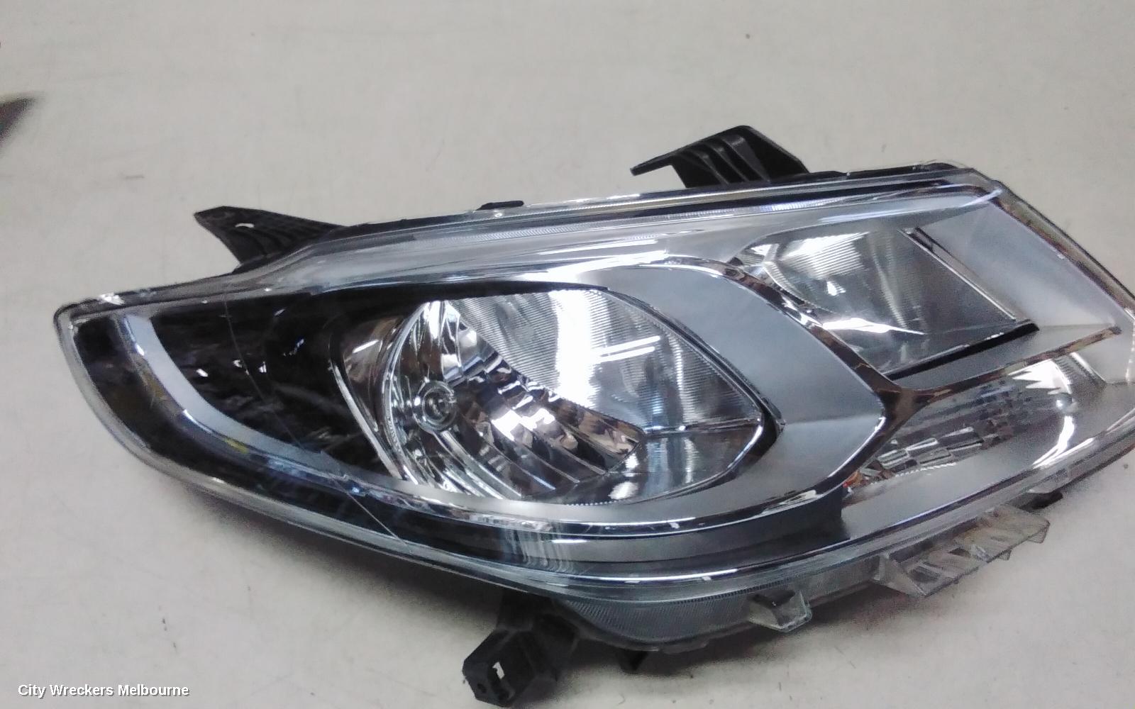 LDV G10 RIGHT HEADLAMP, SV7C, W/ HALOGEN TYPE, VAN, 04/2015 ONWARDS - Image 2
