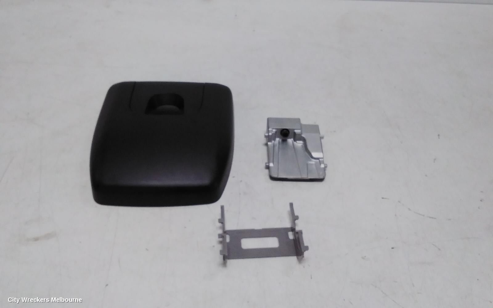 TOYOTA KLUGER REVERSE CAMERA, FRONT CAMERA (WINDSCREEN MOUNTED), FORWARD RECOGNITION, XU70 SERIES, 03/2021 ONWARDS - Image 1