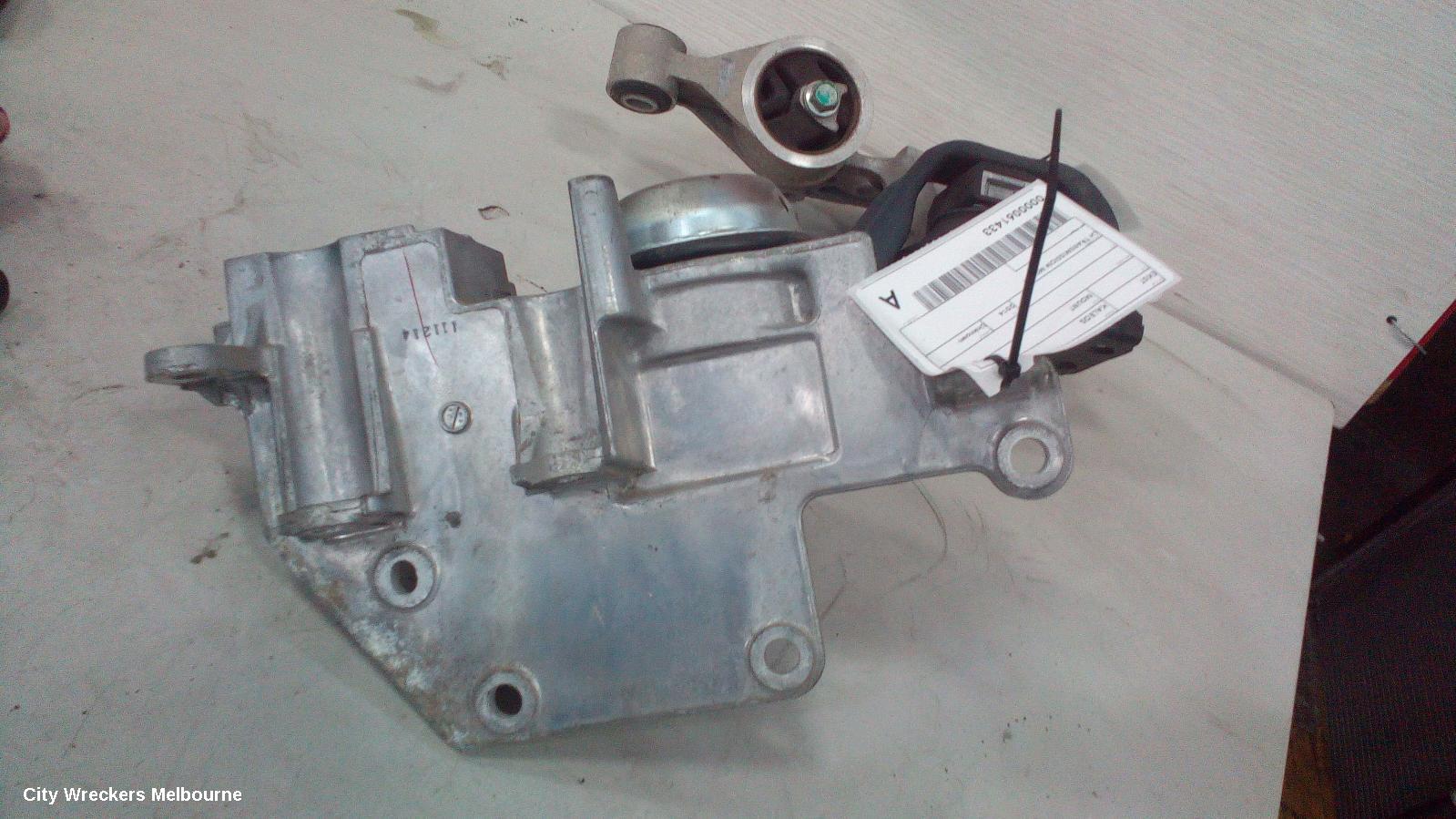 RENAULT KALEOS MOUNT - Image 3