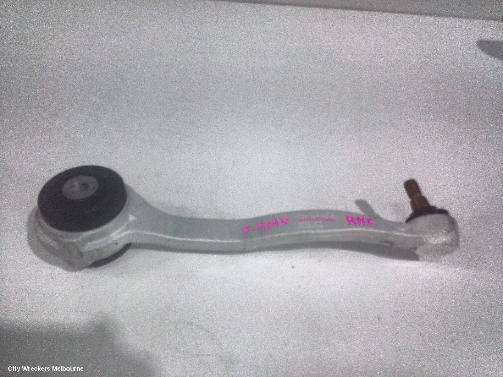 MERCEDES C CLASS RIGHT FRONT LOWER CONTROL ARM, FRONT, NON AMG TYPE, C204/W204/S204, 07/2007 - 01/2015 - Image 3