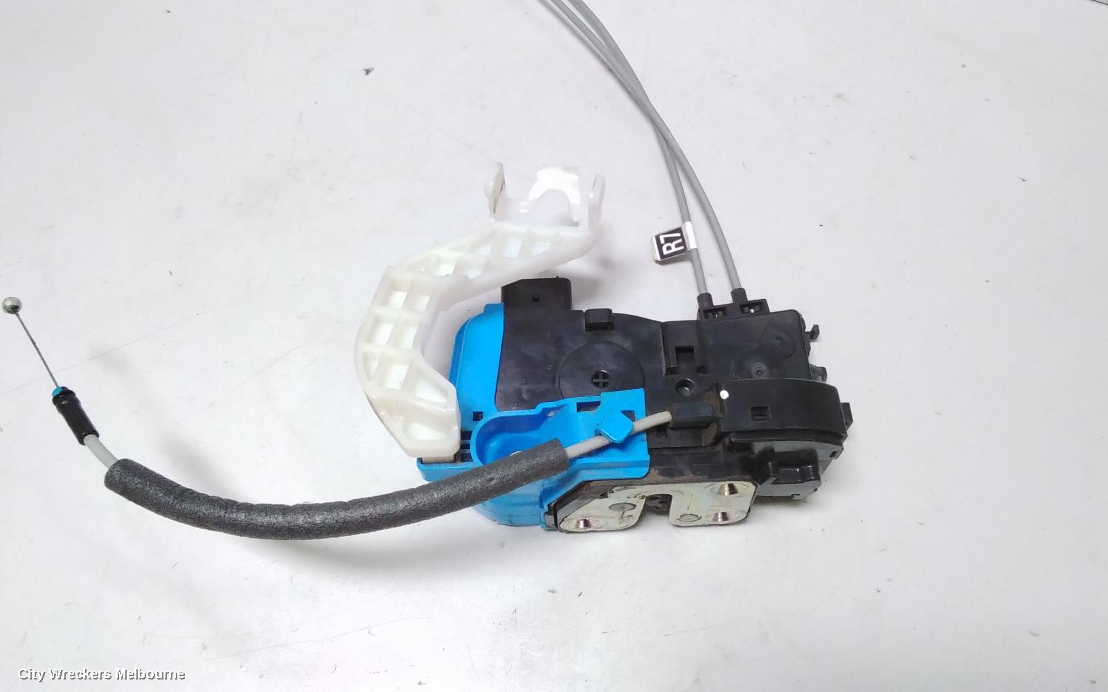 HYUNDAI VELOSTER DOOR/BOOT/GATE LOCK, RIGHT FRONT DOOR LOCK, FS, W/ KEYLESS ENTRY TYPE, 12/2011 - 02/2018 - Image 3