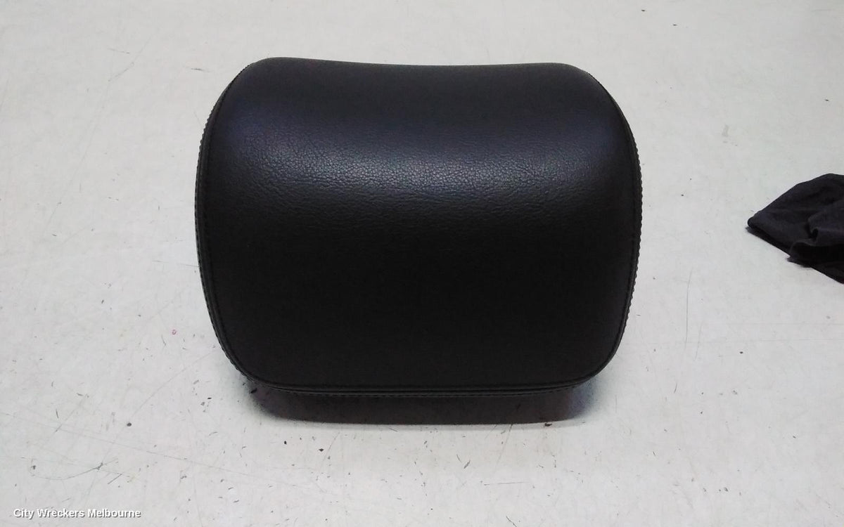 VOLKSWAGEN GOLF HEADREST, RH REAR, GEN 6, 10/2008 - 12/2015 - Image 1