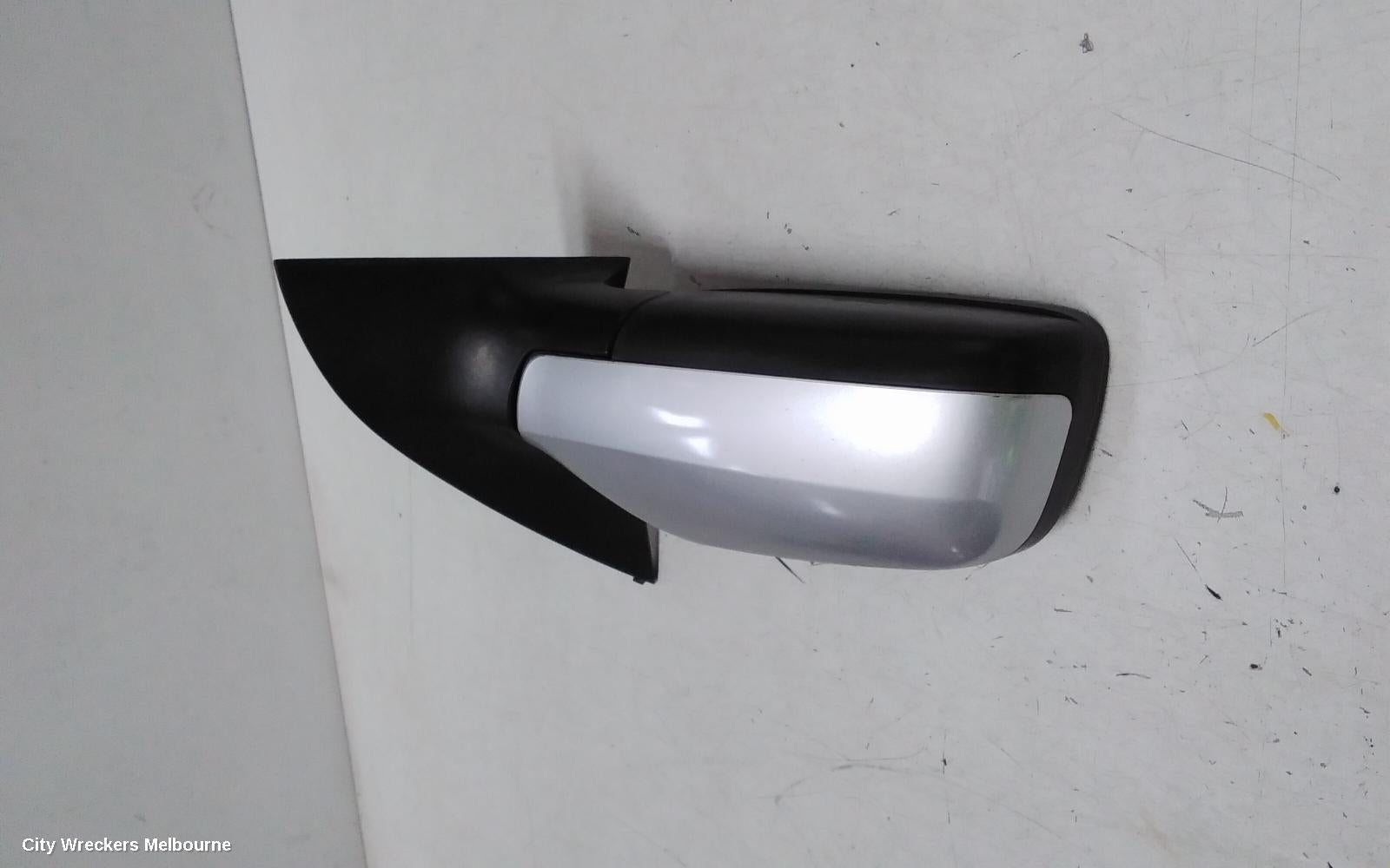 HOLDEN ASTRA RIGHT DOOR MIRROR, TS, MAN, HATCH/SEDAN, PAINTED TYPE (SMOOTH FINISH), 09/1998 - 10/2006 - Image 3