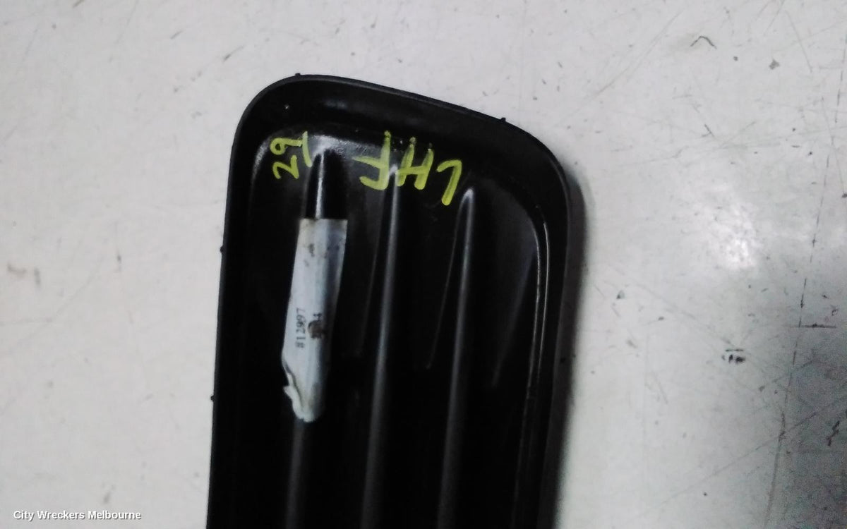 HONDA ACCORD LEFT INDICATOR/FOG/SIDE, BUMPER FOGLAMP, 7TH GEN, CL/EURO (VIN JHMCL), 06/2003 - 11/2005 - Image 3