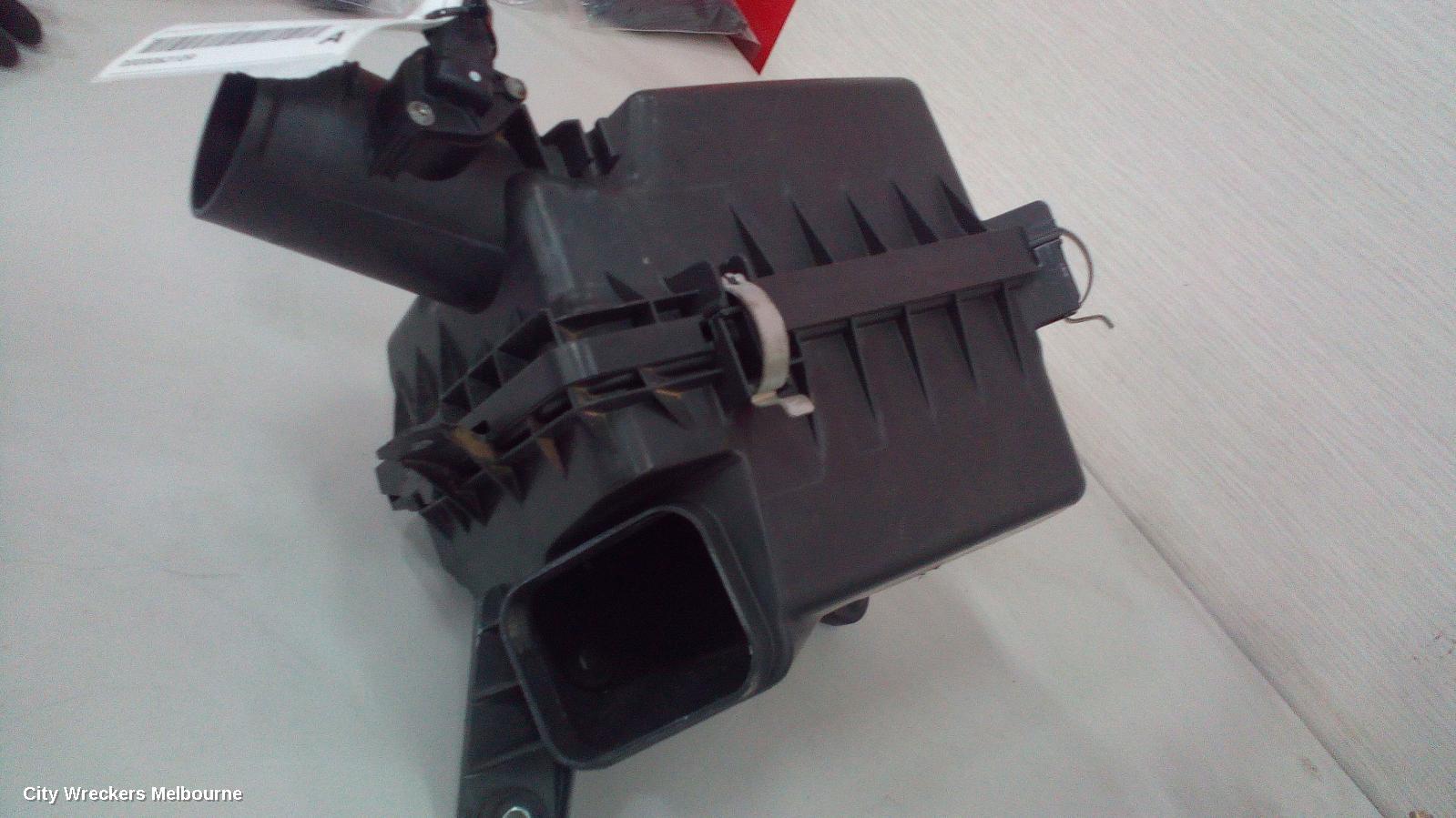 MITSUBISHI OUTLANDER AIR FLOW METER, 2.0/2.4, PETROL, ZJ, 10/2012 - 12/2014 - Image 2