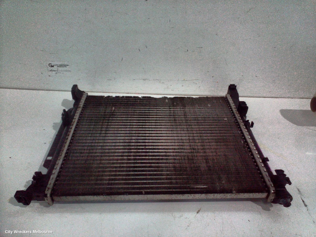 RENAULT KANGOO RADIATOR, AUTO, 1.6, PETROL, X61, 10/2010 - 06/2016 - Image 3