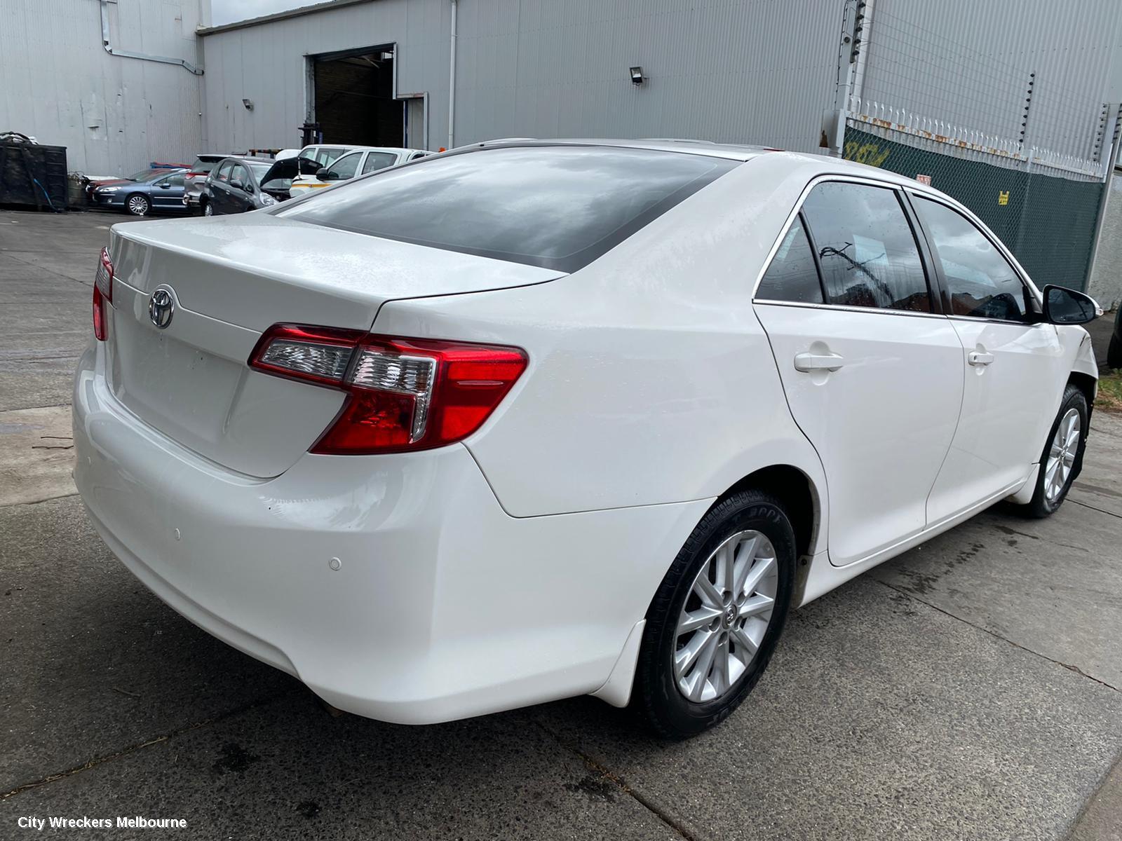 TOYOTA CAMRY RIGHT REAR DOOR, ASV50/AVV50, 12/2011 - 05/2015 - Image 2