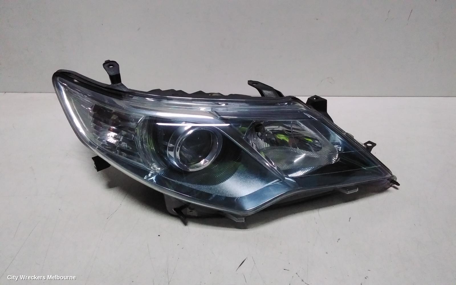 TOYOTA CAMRY RIGHT HEADLAMP, AVV50, HYBRID, BLACK TYPE, 12/2011 - 03/2015 - Image 1