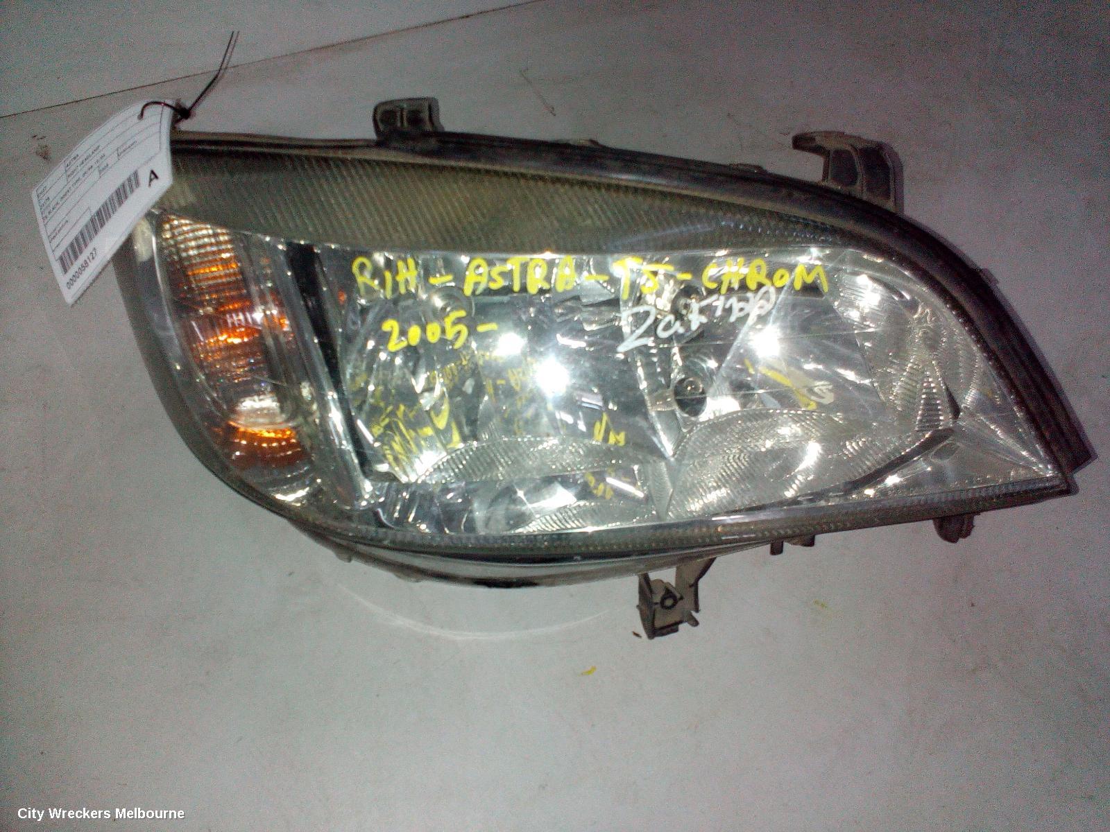 HOLDEN ASTRA RIGHT HEADLAMP, TS, CHROME, INSERT TYPE, 09/1998 - 10/2006 - Image 2