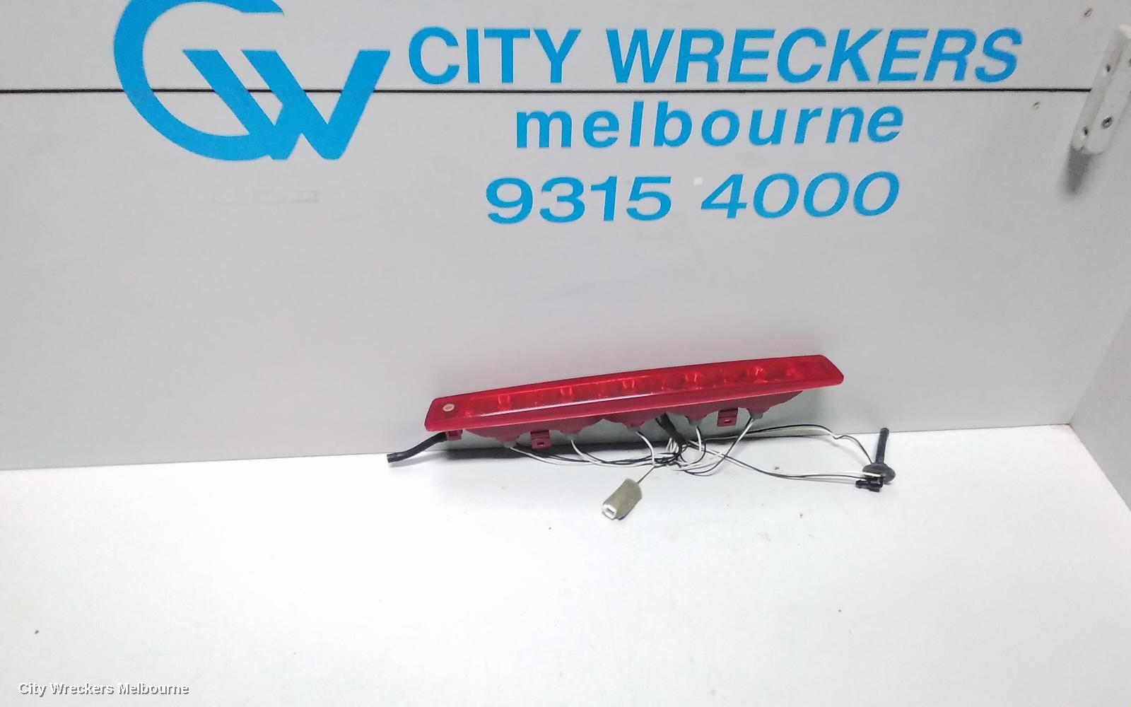 HOLDEN CAPTIVA HIGH LEVEL STOPLIGHT, CG, LS/LT/LTZ, 10/2015 - 06/2018 - Image 1