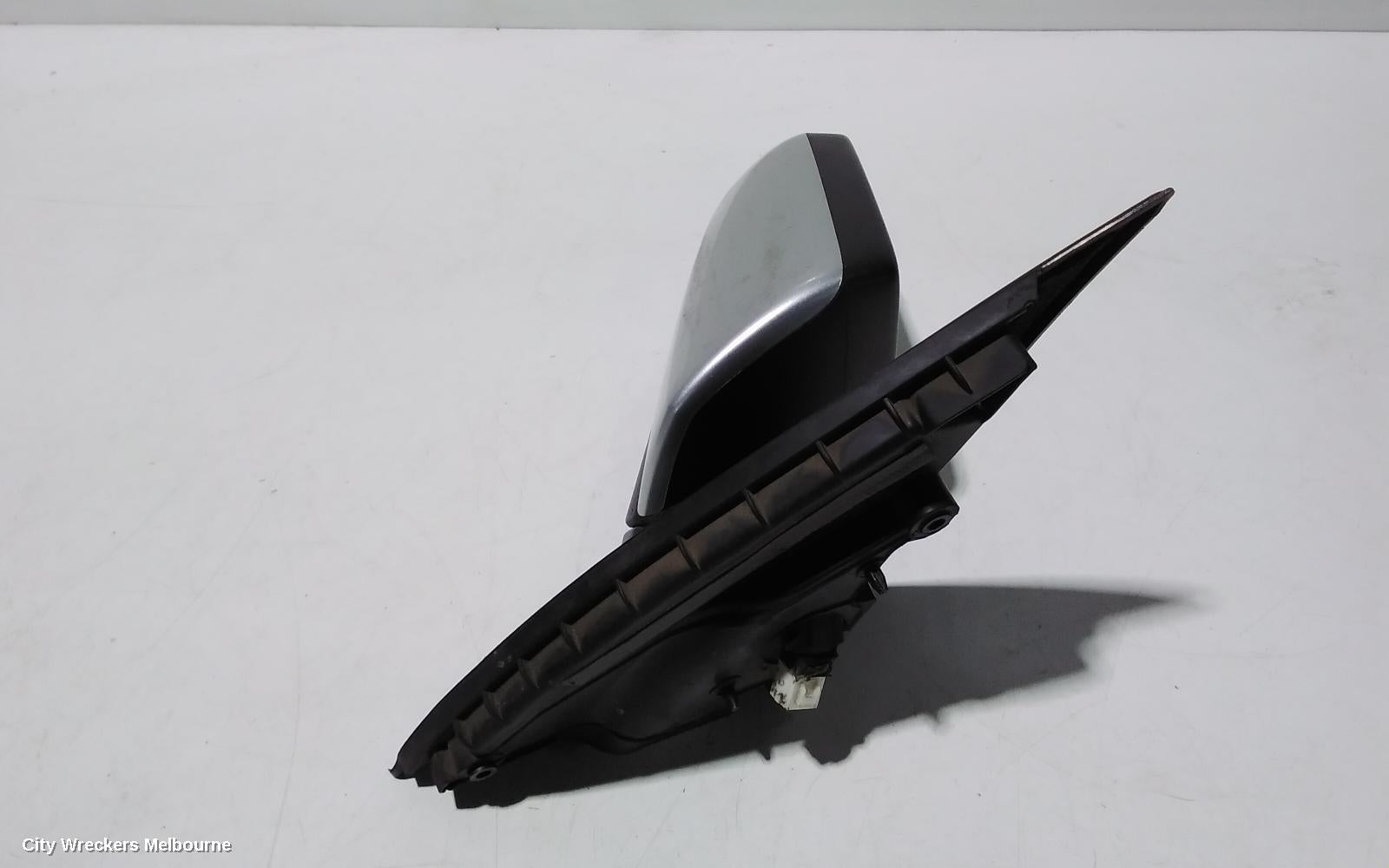 HOLDEN COMMODORE RIGHT DOOR MIRROR, VE, NON HEATED & NON PUDDLE LAMP TYPE, 08/2006 - 04/2013 - Image 2