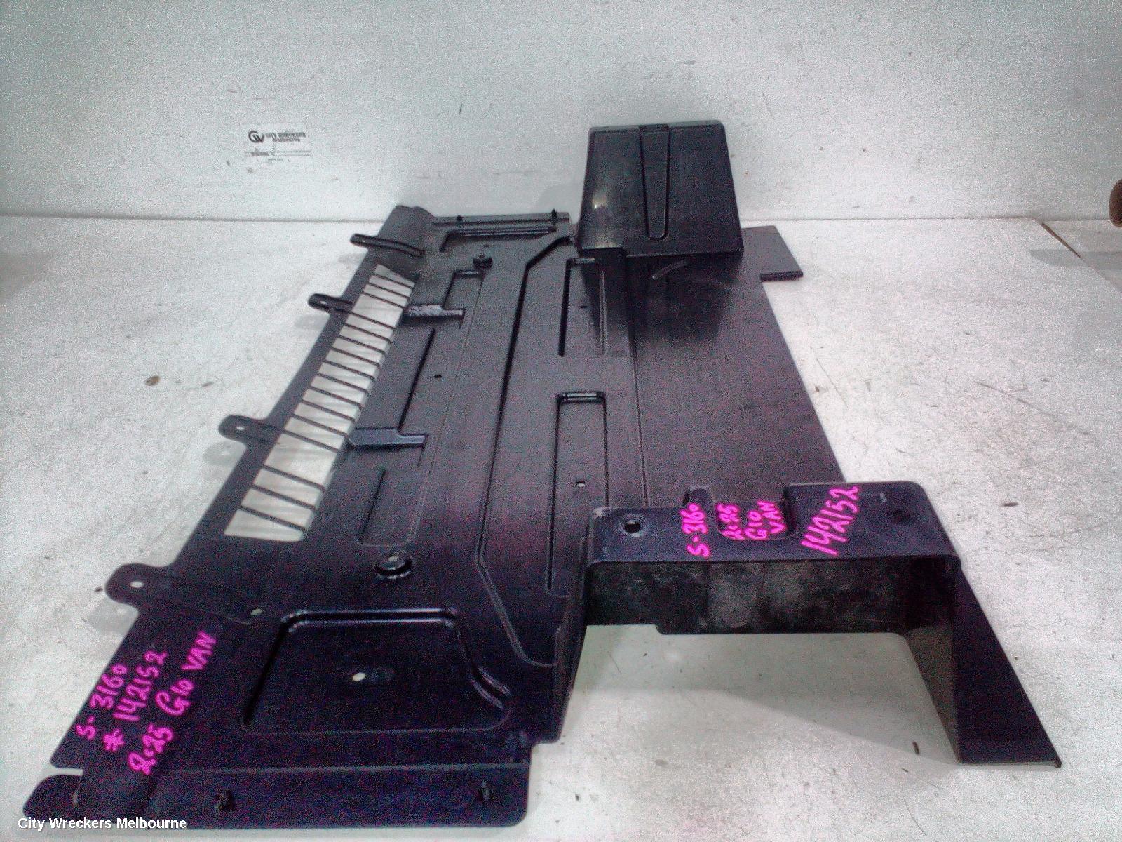 LDV G10 LOWER ENGINE SPLASH TRAY, SV7A/SV7C, LOWER ENGINE SPLASH TRAY, WAGON/VAN, 04/2015 ONWARDS - Image 3