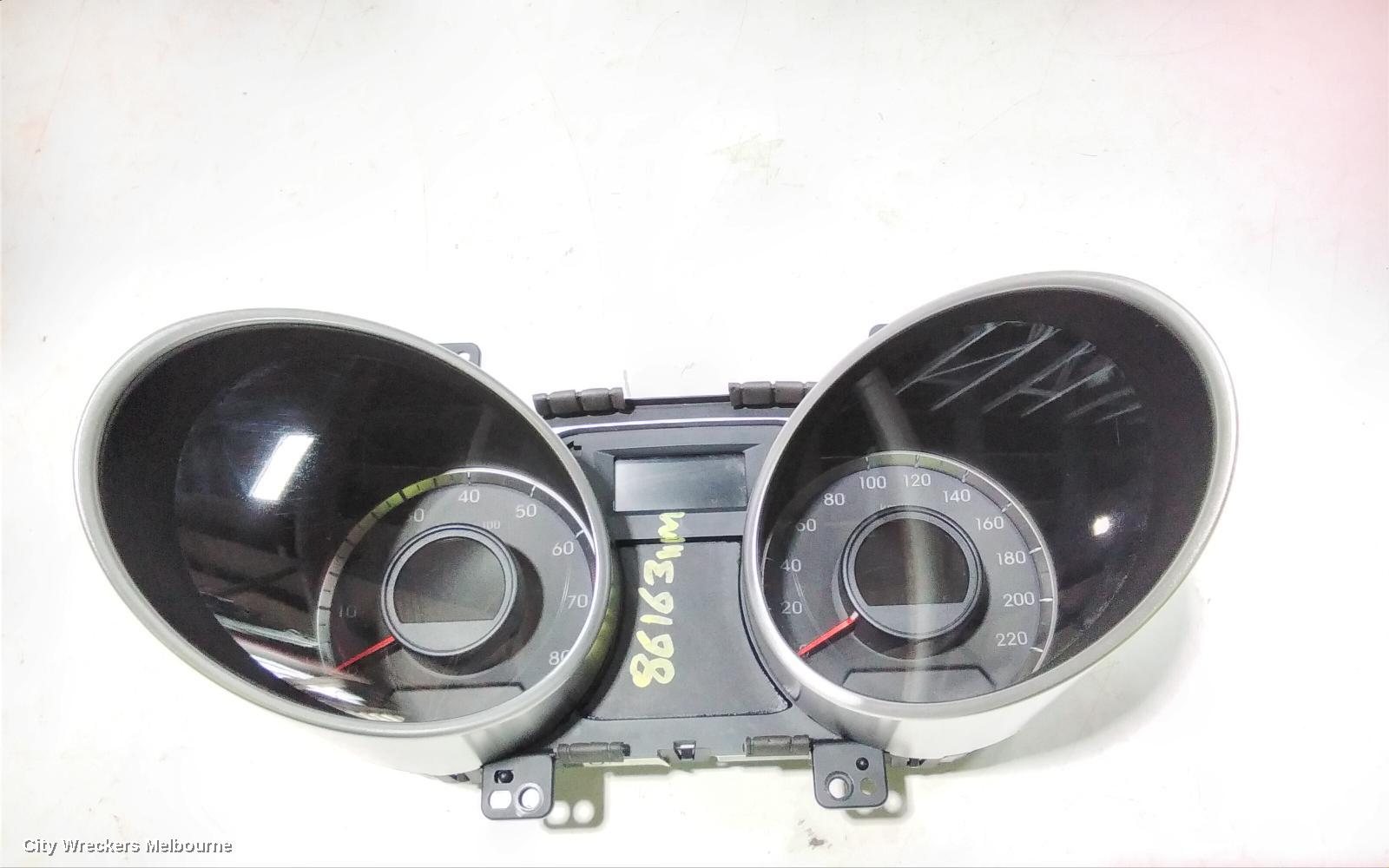 HYUNDAI IX35 INSTRUMENT CLUSTER, PETROL, AUTO T/M, SE/TROPHY, LM SERIES, 11/2009 - 01/2016 - Image 3
