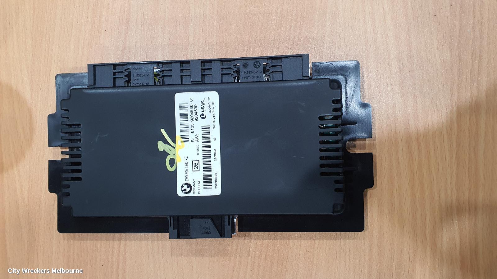 BMW 3 SERIES ECU, FOOTWELL MODULE, E90-E93, 03/2005 - 09/2013 - Image 1