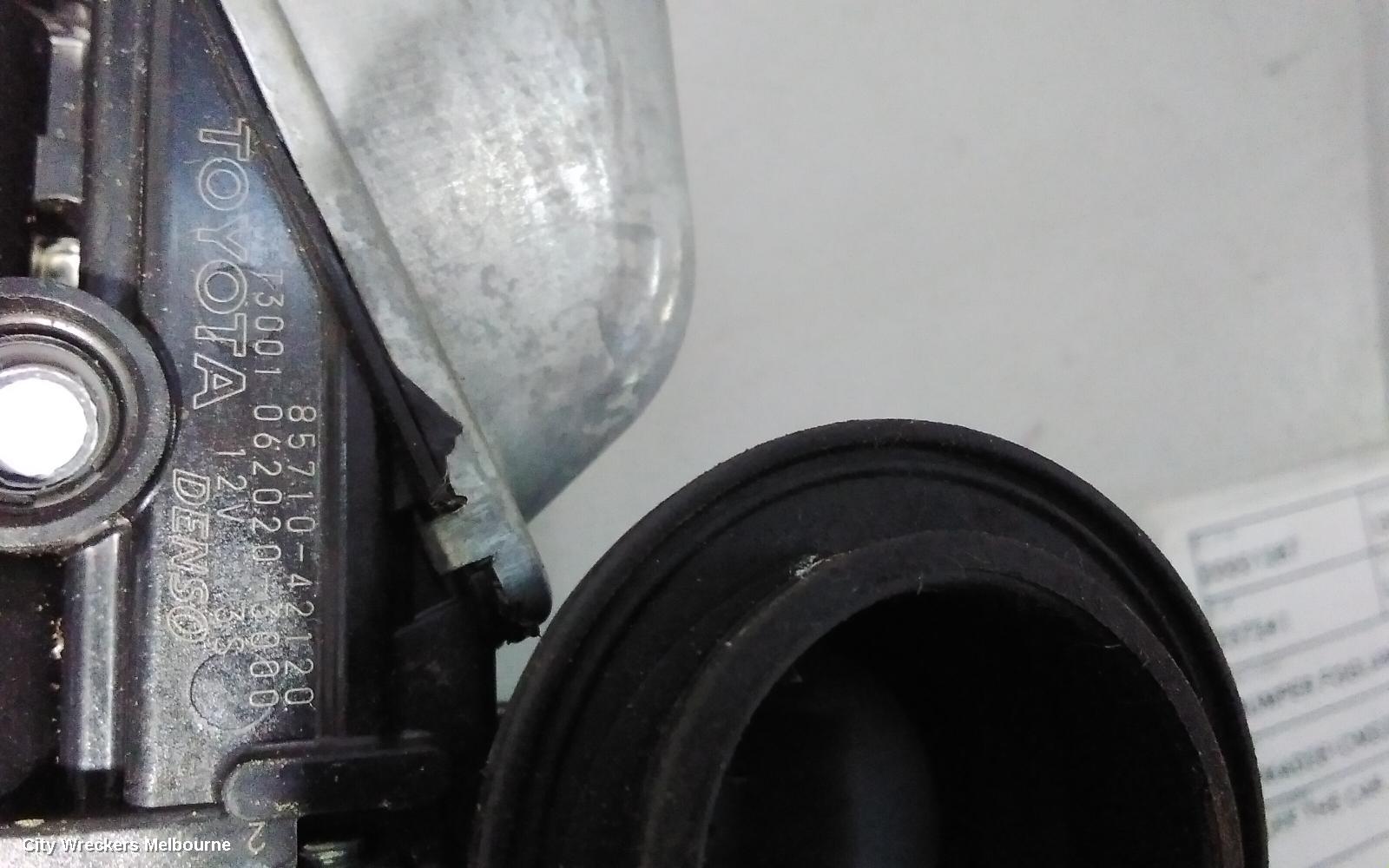 TOYOTA CAMRY RIGHT FRONT WINDOW REG/MOTOR, ASV50/AVV50, POWER, 12/2011 - 10/2017 - Image 3