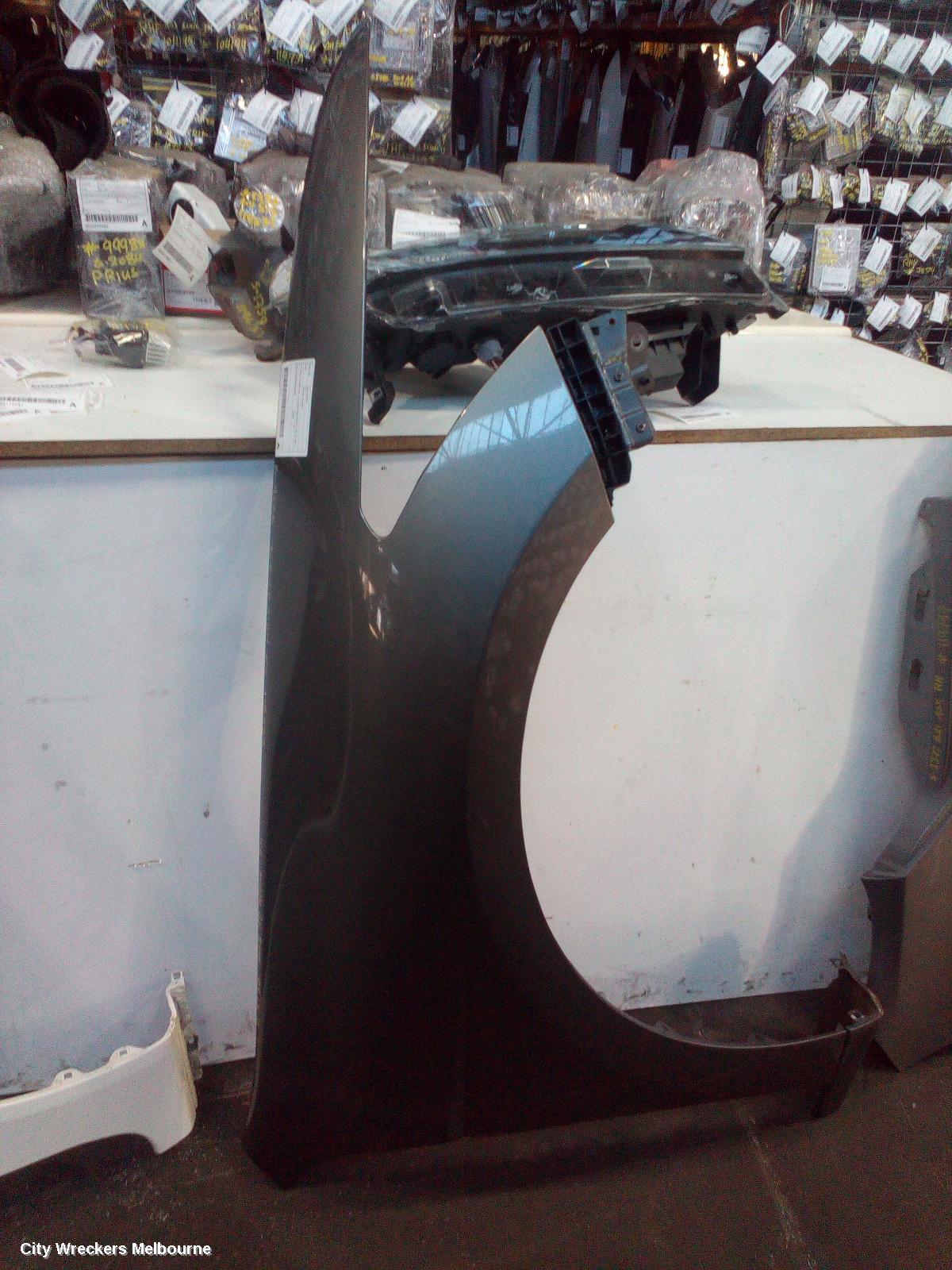 HONDA ACCORD RIGHT GUARD, 8TH GEN (VIN MRHCP), 3.5, NON INDICATOR TYPE, 02/2008 - 05/2013 - Image 2