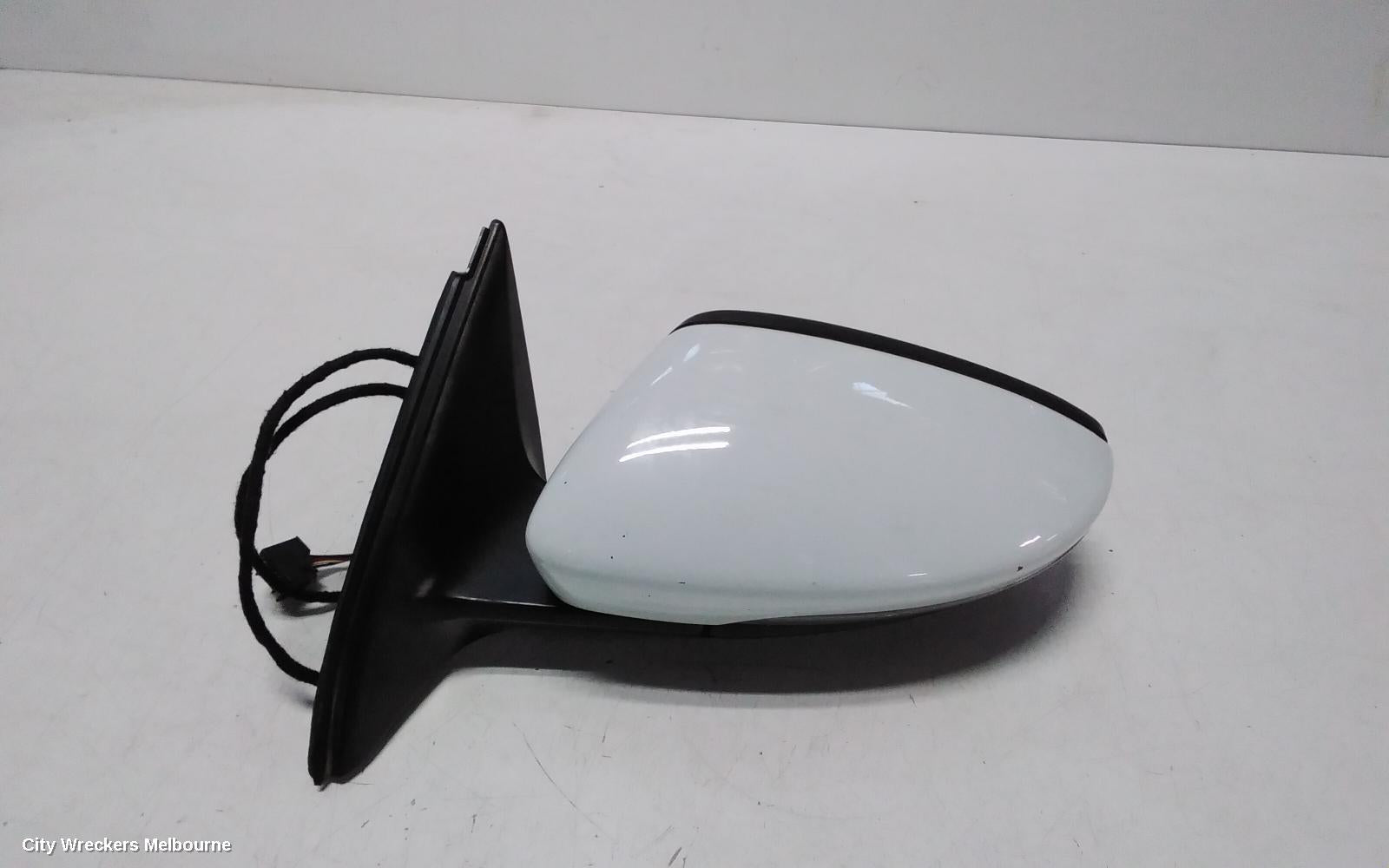 VOLKSWAGEN JETTA LEFT DOOR MIRROR, 1B, MANUAL FOLD, NON MEMORY TYPE (6XN CODE), 02/2011 - 12/2017 - Image 2