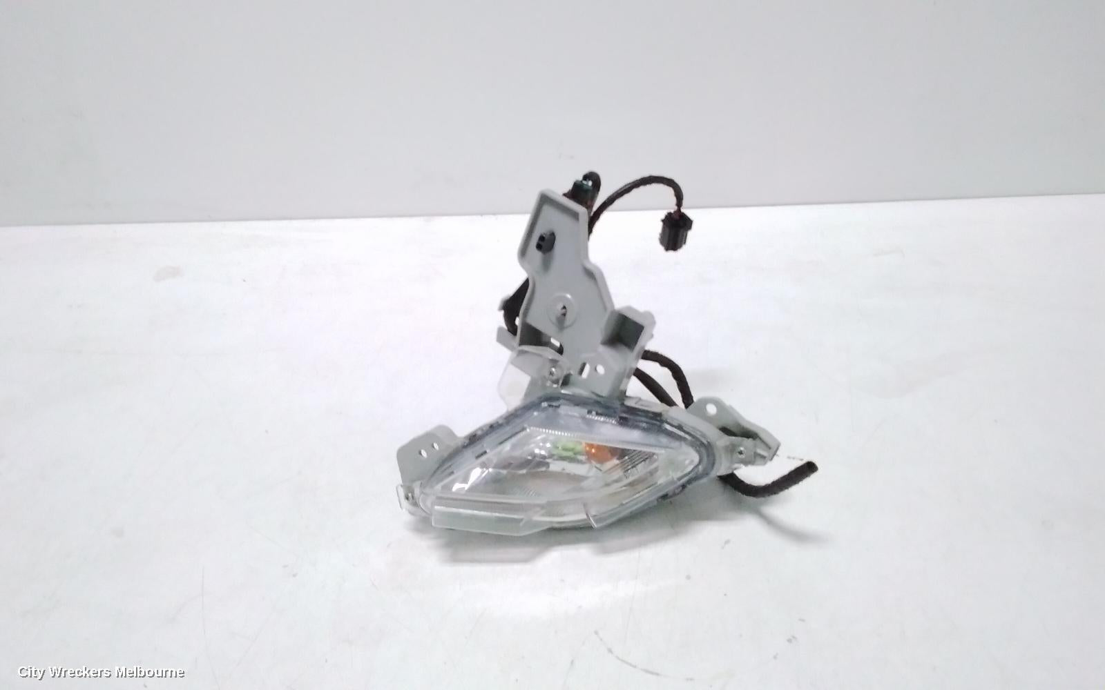 MAZDA CX3 RIGHT INDICATOR/FOG/SIDE, BUMPER FLASHER, DK, 03/2015 ONWARDS - Image 1