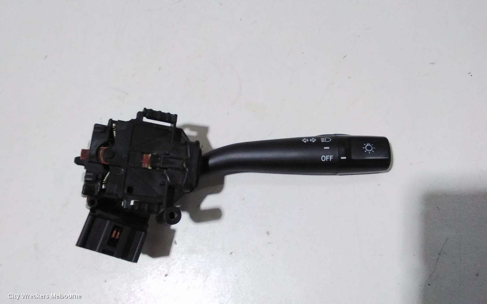 TOYOTA HIACE COMBINATION SWITCH, FLASHER SWITCH, TRH/KDH, 03/2005 - 01/2014 - Image 2