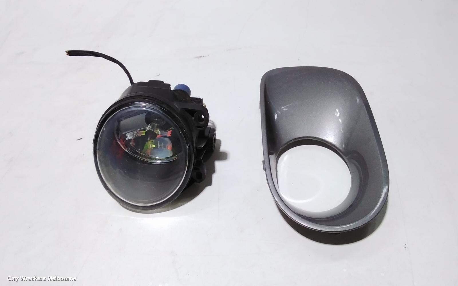 BMW X5 LEFT INDICATOR/FOG/SIDE, BUMPER FOGLAMP, E53, 10/2002 - 08/2006 - Image 2