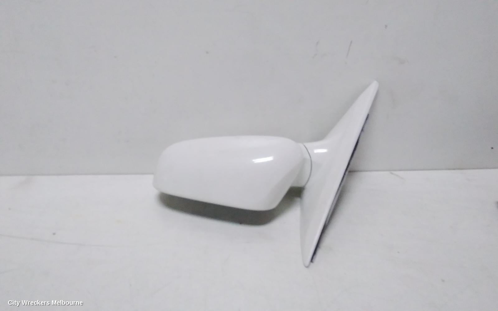 HONDA CIVIC LEFT DOOR MIRROR, 7TH GEN, SEDAN, 3 WIRE TYPE, 11/2000 - 12/2005 - Image 2