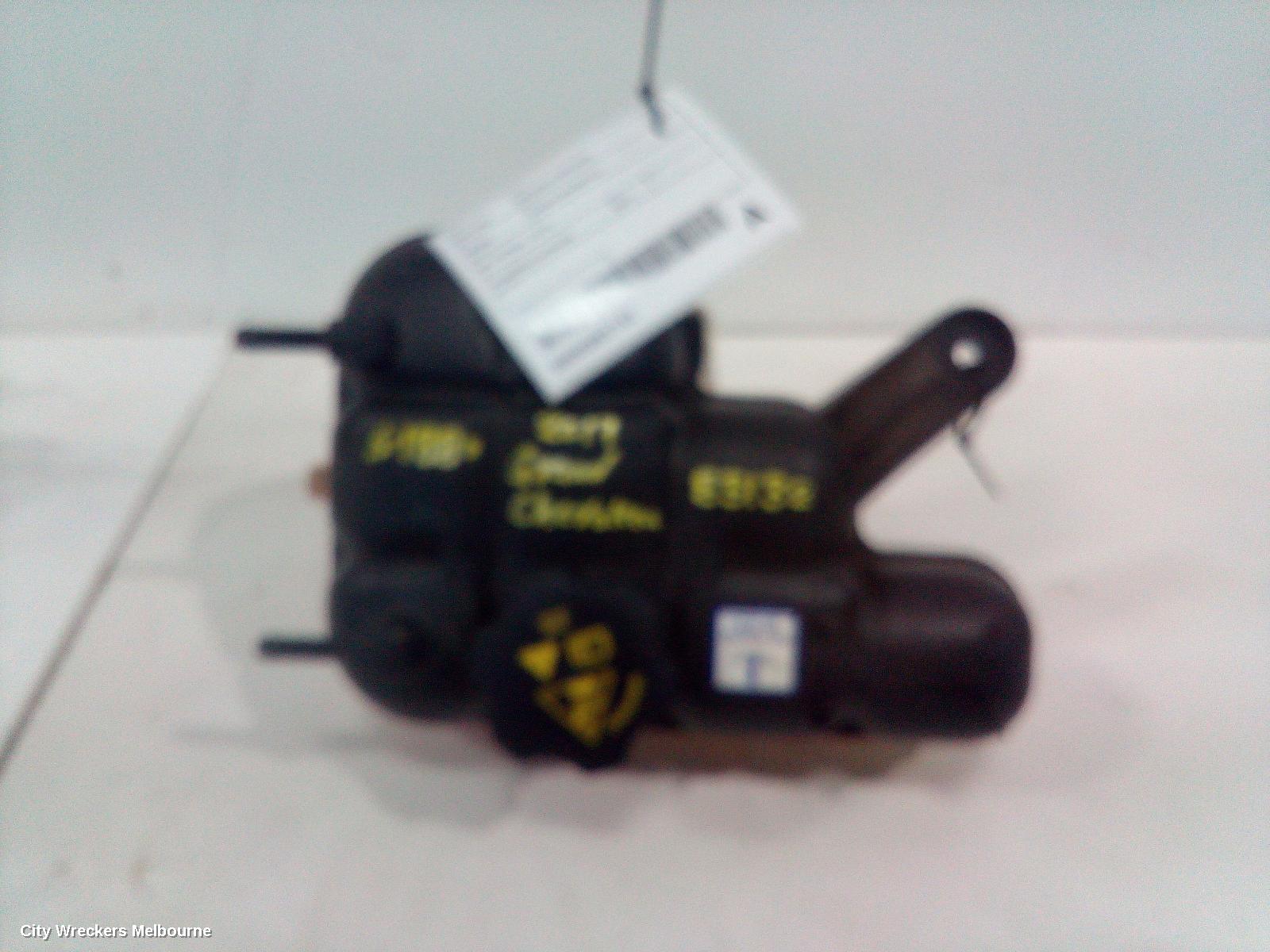 JEEP GRANDCHEROKEE OVERFLOW BOTTLE, WK, PETROL, 10/2010 ONWARDS - Image 2