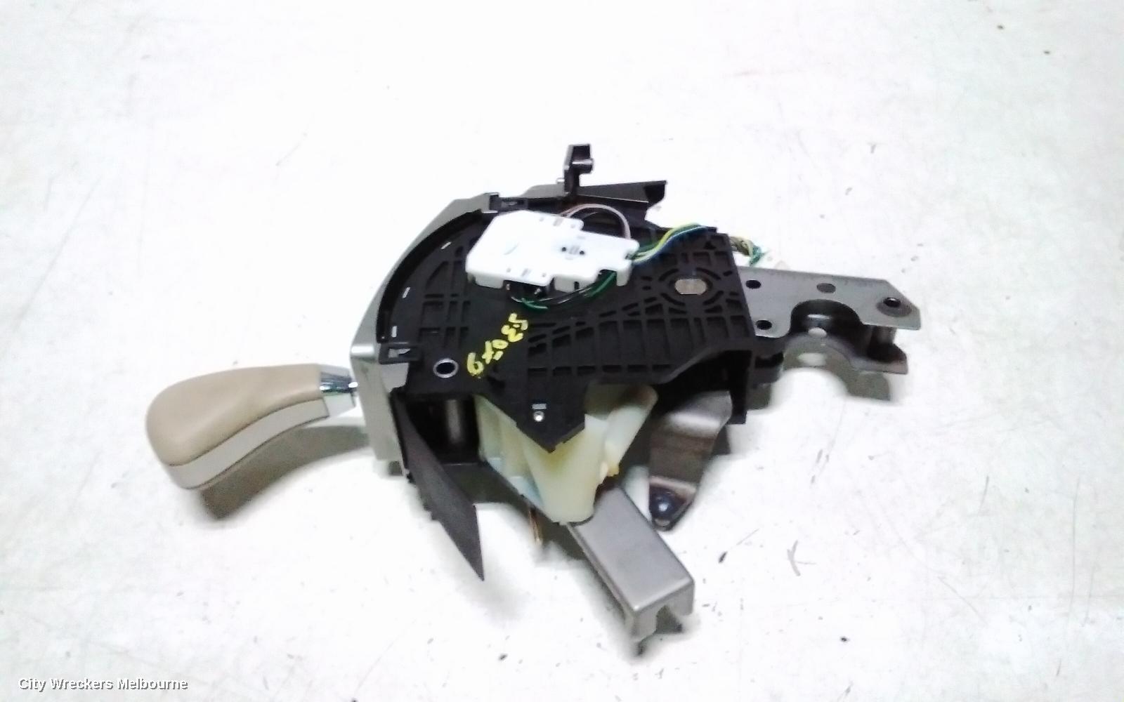 NISSAN ELGRAND GEAR STICK/SHIFTER, E51 05/2002 - 12/2010 - Image 1
