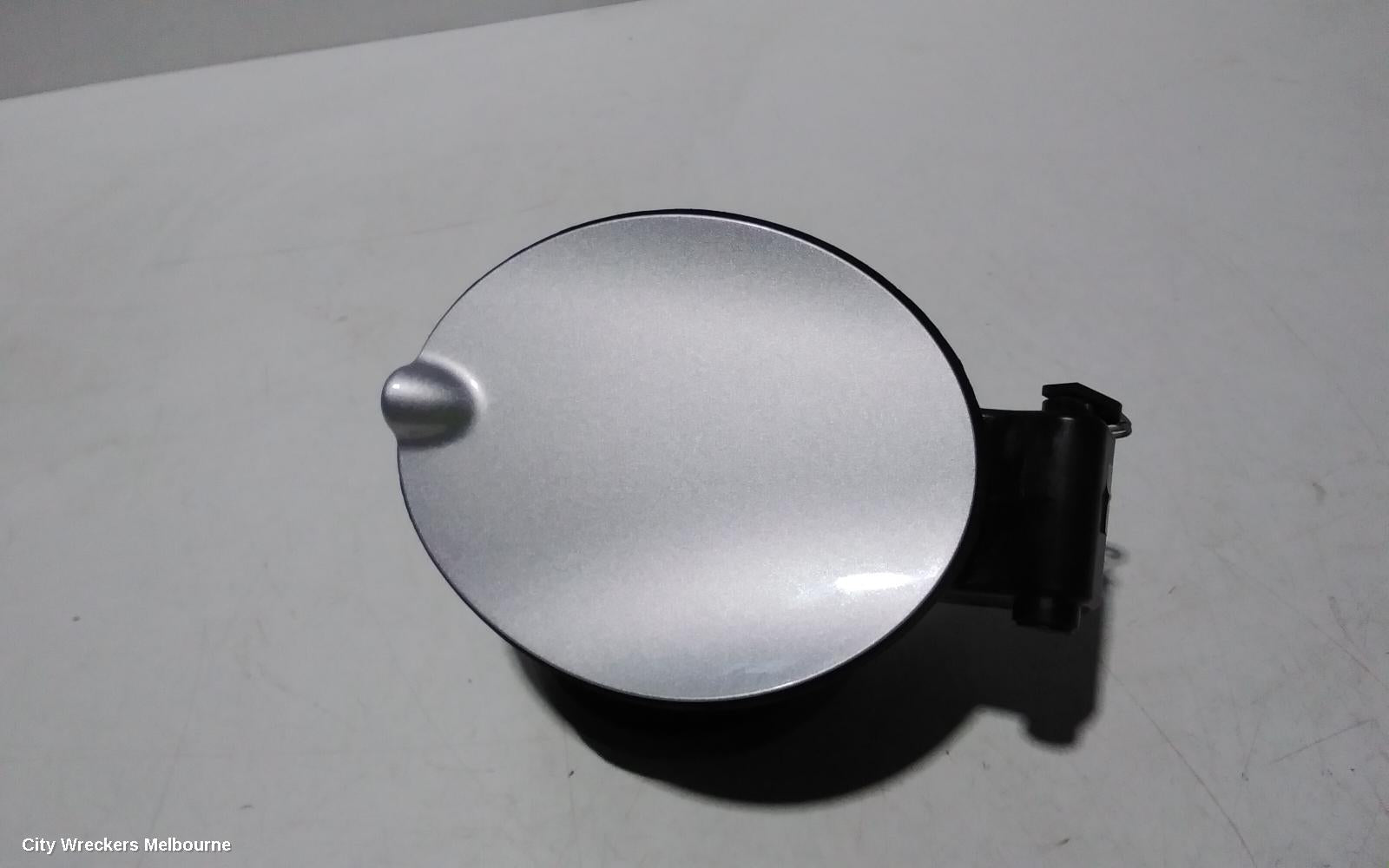FORD ESCAPE FUEL DOOR / FILLER, ZG, FUEL DOOR, 09/2016 - 05/2020 - Image 1