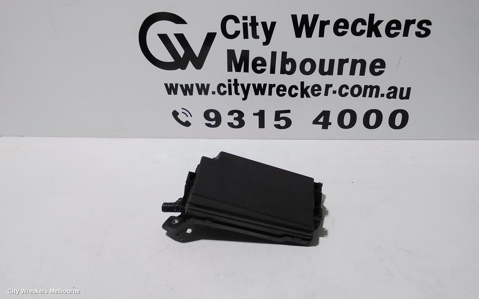 TOYOTA COROLLA FUSE BOX, ENGINE BAY, E210, 07/2018 ONWARDS - Image 1