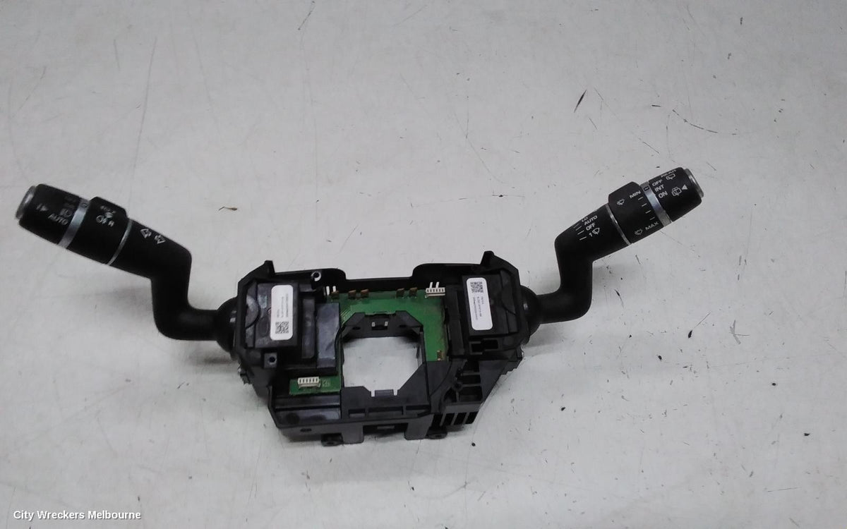 LAND ROVER DISCOVERY SPORT COMBINATION SWITCH, COMBINATION SWITCH ASSY,  W/ FRONT/REAR FOGLAMP TYPE, 01/2015 - 06/2019 - Image 2