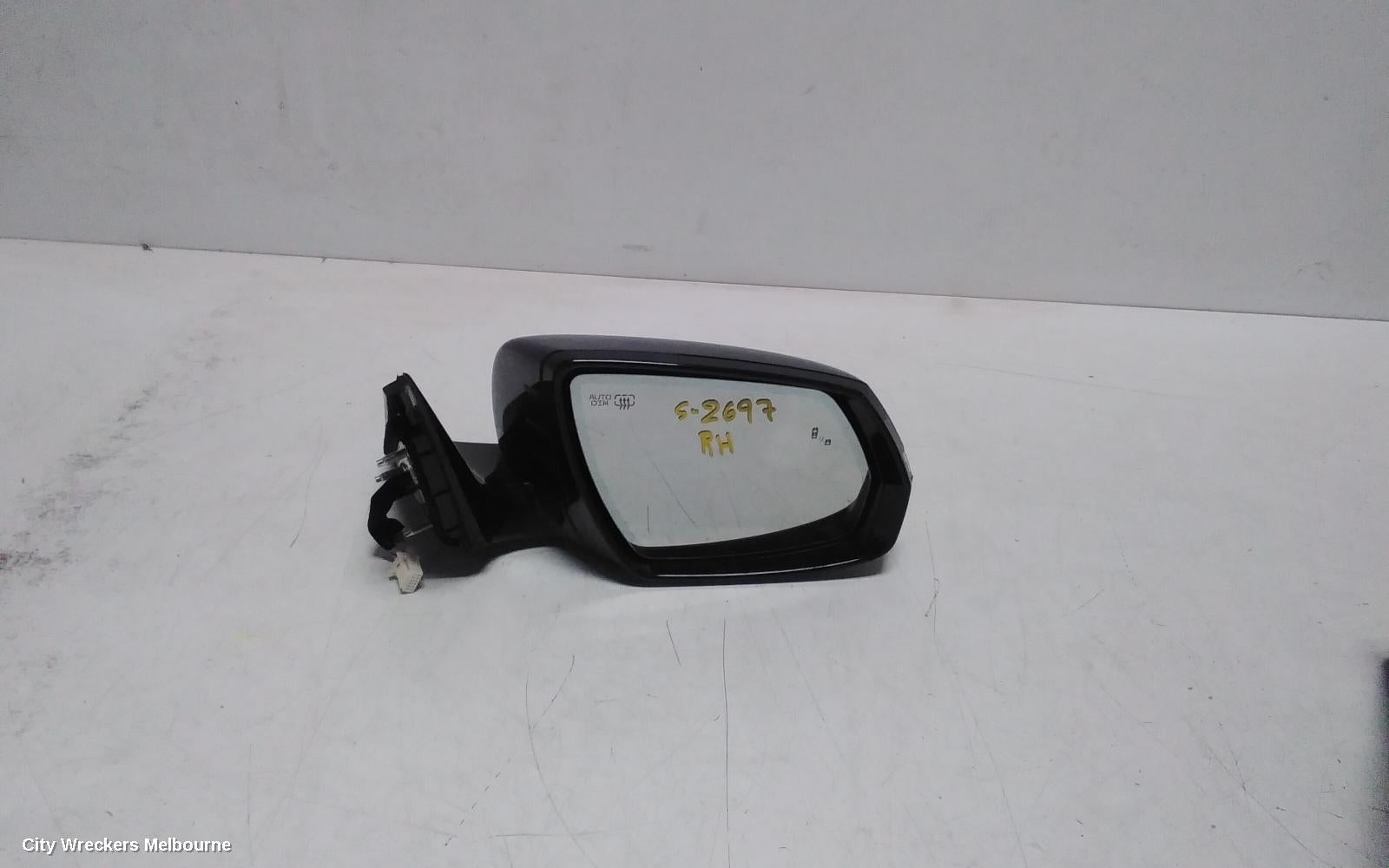 HYUNDAI GENESIS RIGHT DOOR MIRROR, DH, SENSORY & ULTIMATE PACK TYPE, 11/2014 - 01/2018 - Image 1