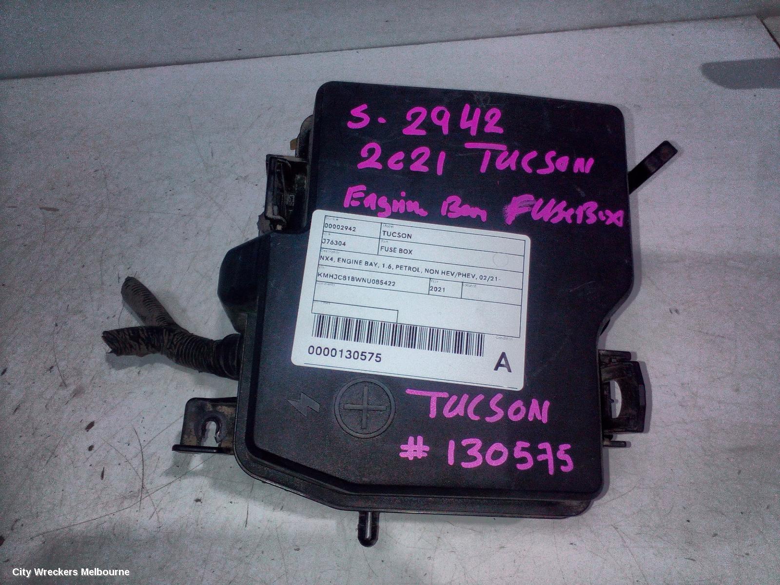 HYUNDAI TUCSON FUSE BOX, NX4, ENGINE BAY, 1.6, PETROL, NON HEV/PHEV, 02/2021 ONWARDS - Image 1